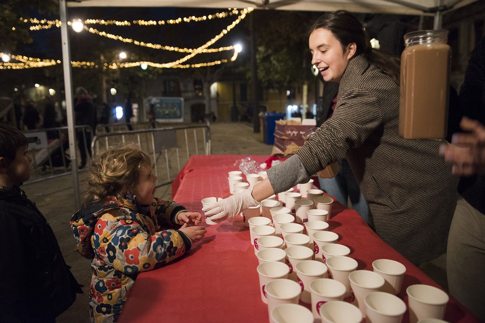Xocolata calenta per a tothom. FOTO: Bernat Millet.