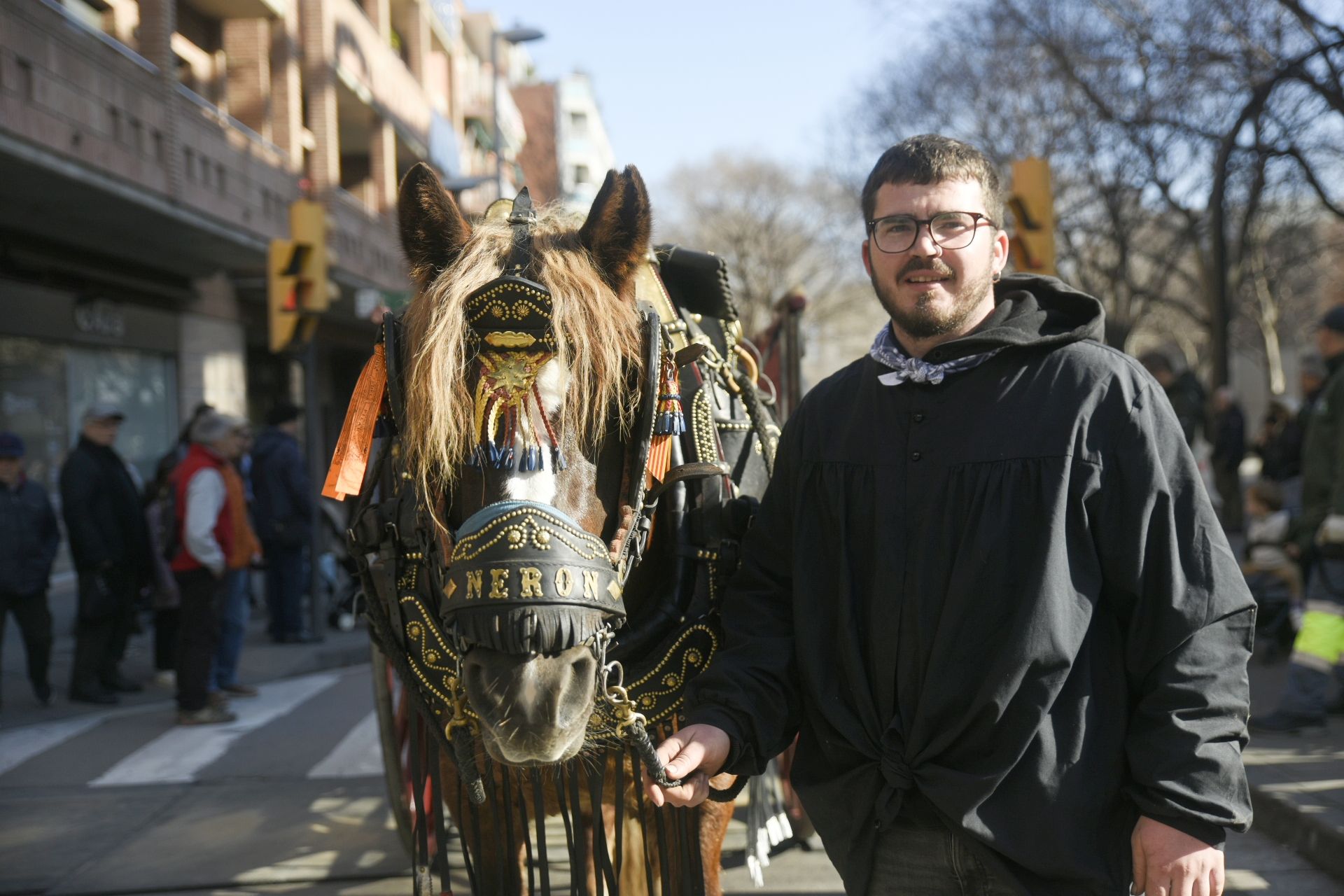 La Rua dels Tres Tombs durant Sant Antoni Abat 2024. FOTO: Bernat Millet
