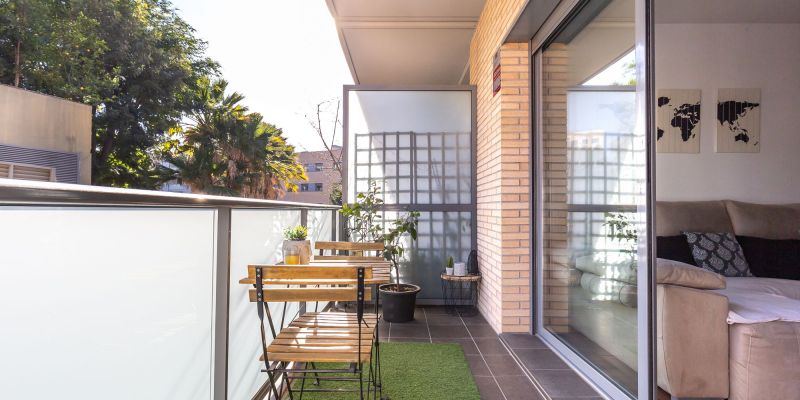 Terrassa de l'habitatge a Mira-sol de la immobiliària AMAT. FOTO: Cedida