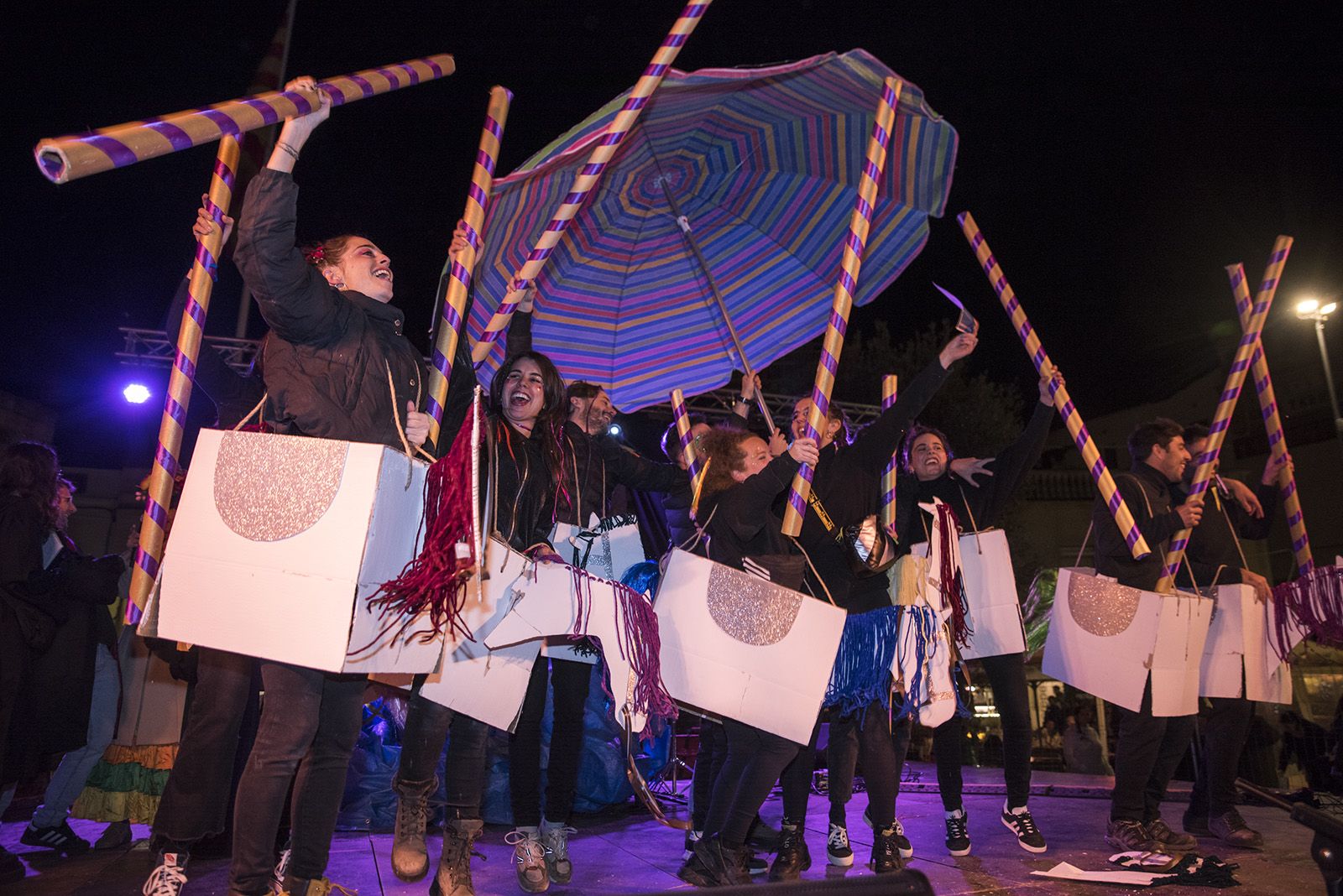 1er premi per 'La Penya Shent Shove'. FOTO: Bernat Millet.