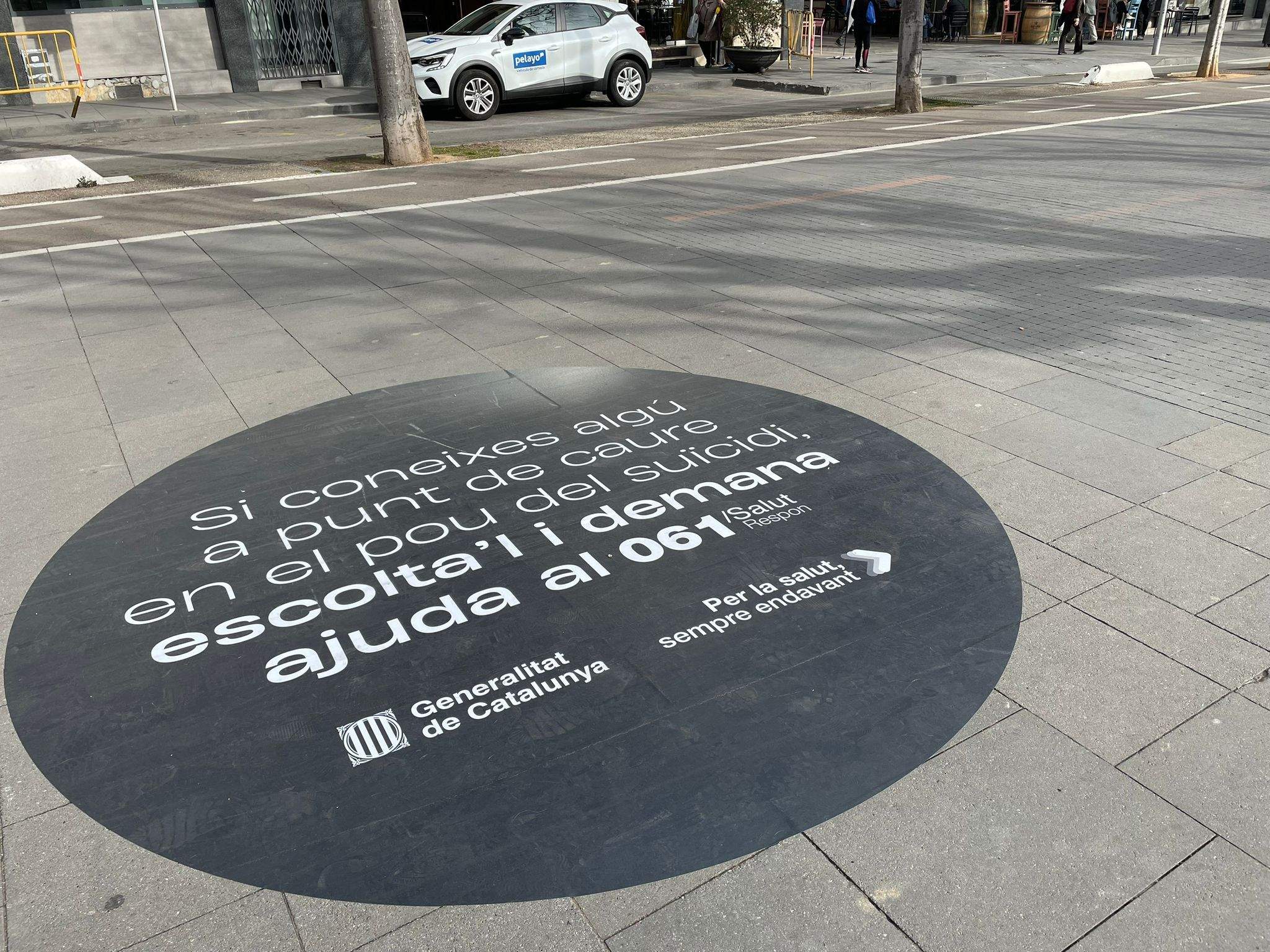 El vinil instal·lat a Sant Cugat, a la rambla del Celler FOTO: Cedida