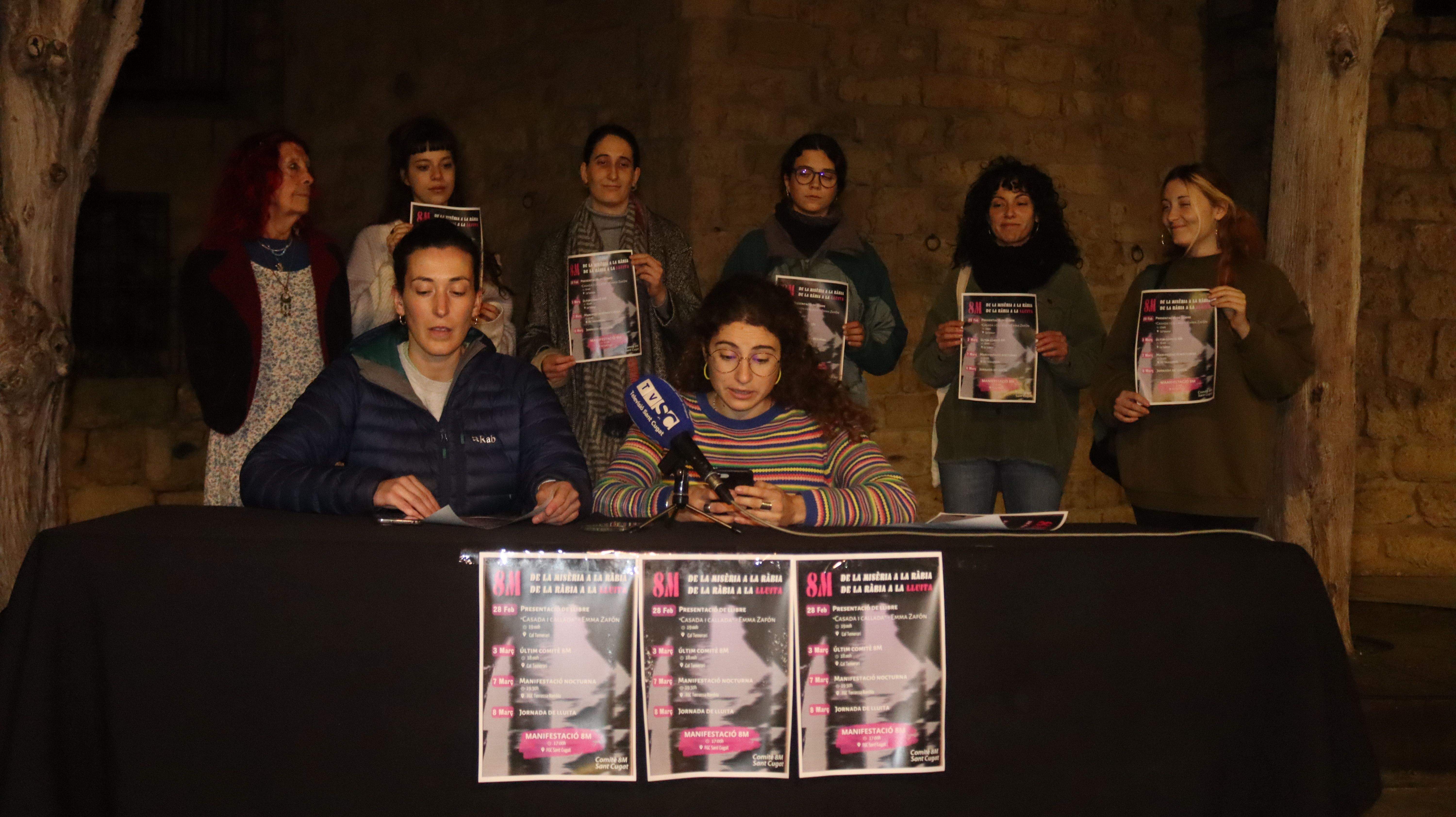 Membres del Comitè pel 8-M durant la presentació de les activitats / Foto: TOT Sant Cugat