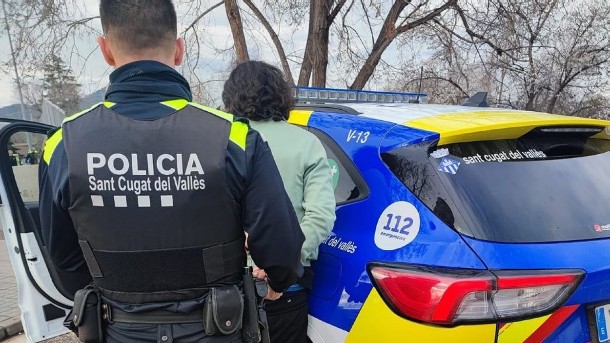 Imatge de la detenció FOTO: Policia Local de Sant Cugat