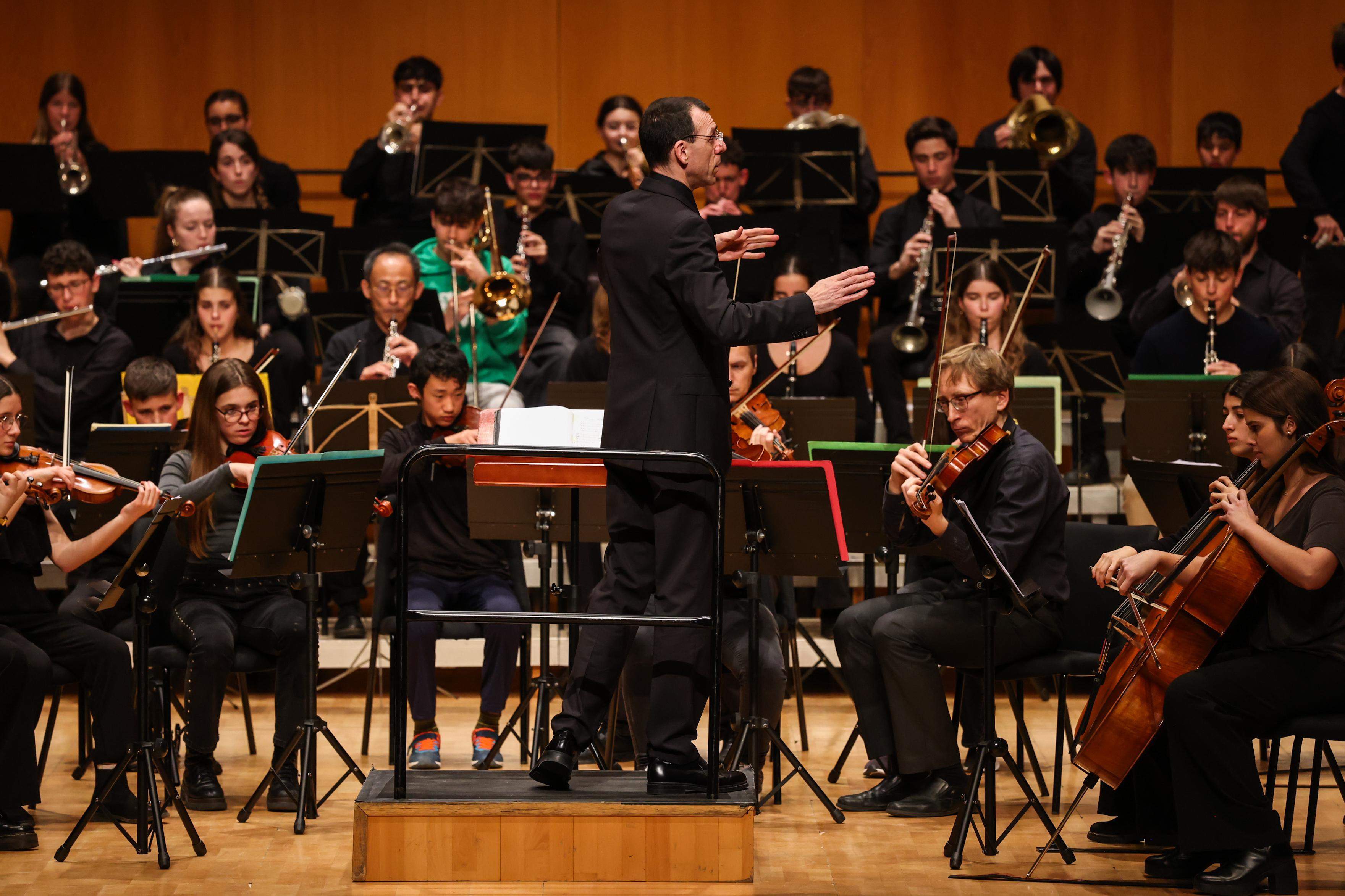 El concert de l'Escola Fusió, l'Energia i l'Entitat Sardanista ha estat vinculat al món de la sardana. FOTO: Ajuntament