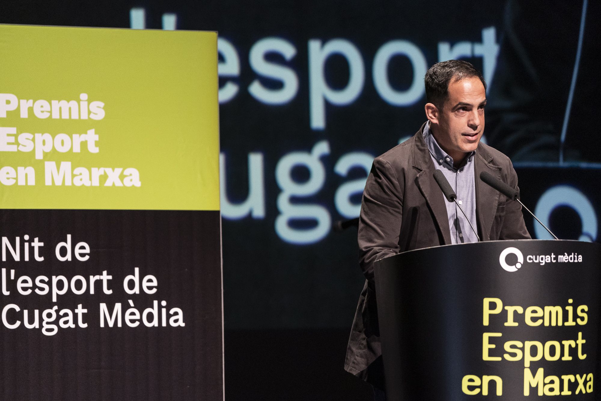 Joan García, portaveu del jurat i periodista esportiu de Cugat Mèdia, en la 23a edició dels Premis Esport en Marxa. FOTO: Mireia Comas