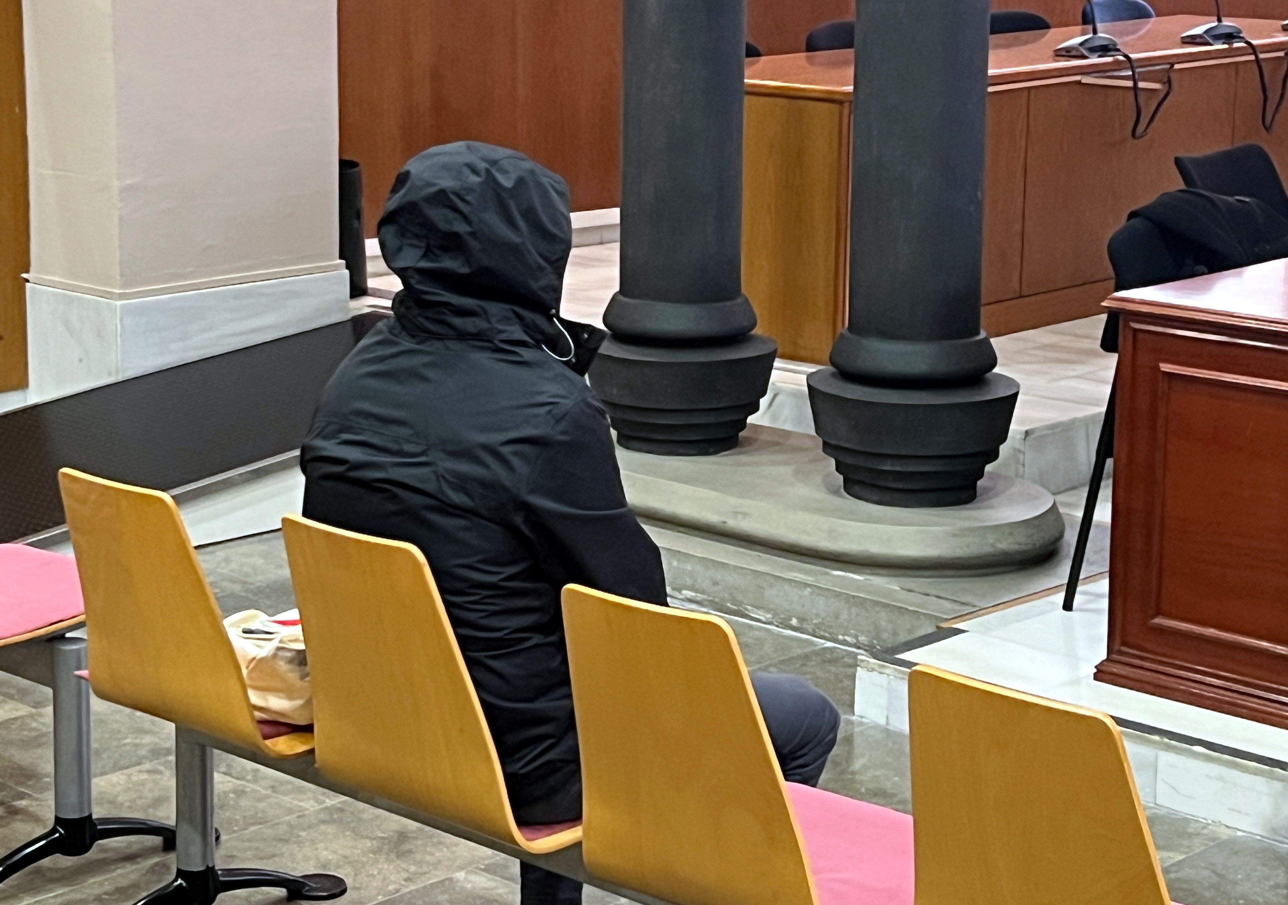 El professor i entrenador de la Salle Bonanova jutjat per agredir sexualment un alumne i fillastre seu.  FOTO: ACN / Pol Solà