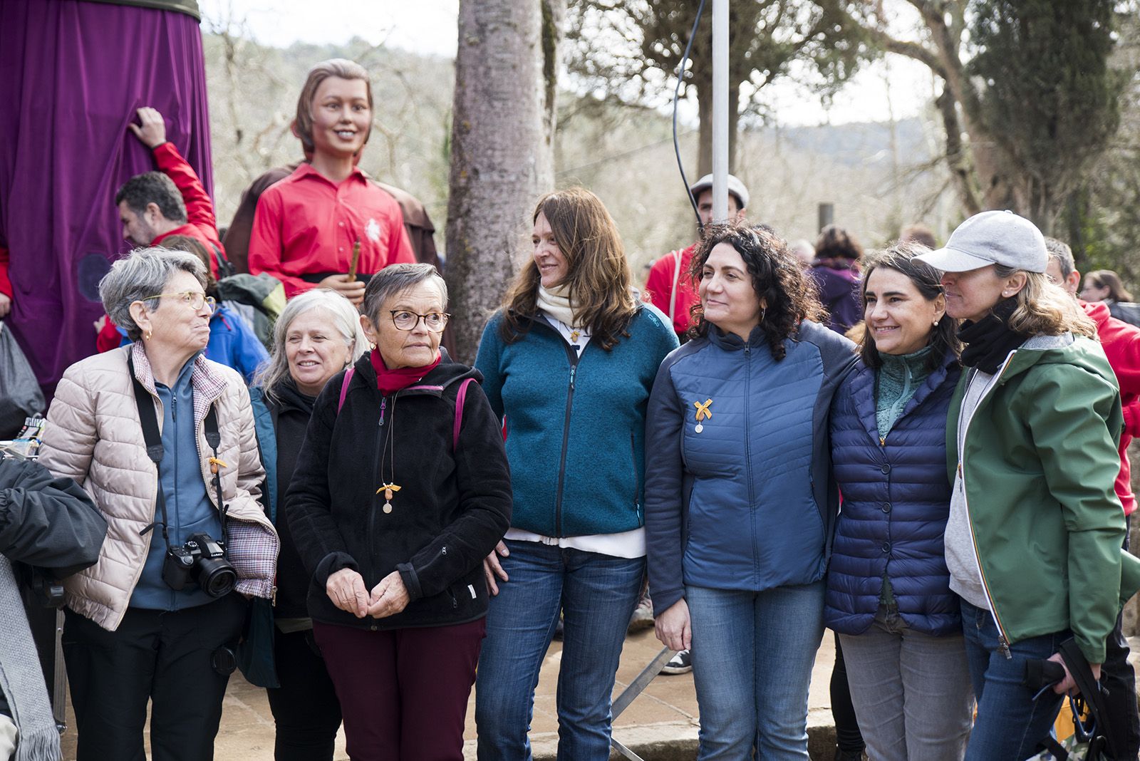 Primeres dones que formen part dels Amics de la Penya Regalèssia. FOTO: Bernat Millet.