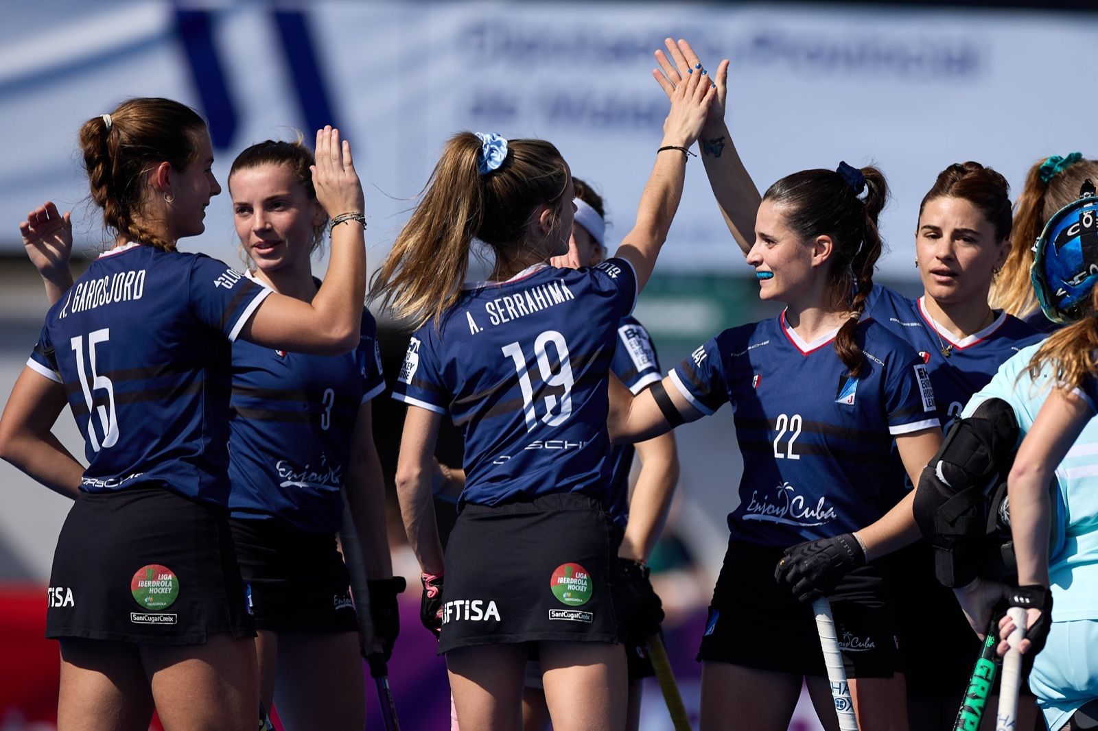 El Junior FC empata a un davant l'RC Polo. Twitter: @rfe_hockey