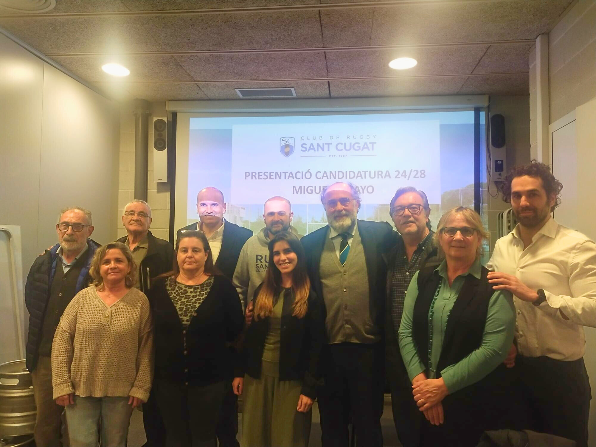 Miguel Pelayo, quart per la dreta, amb les persones que formen part de la seva candidatura. FOTO: TOT