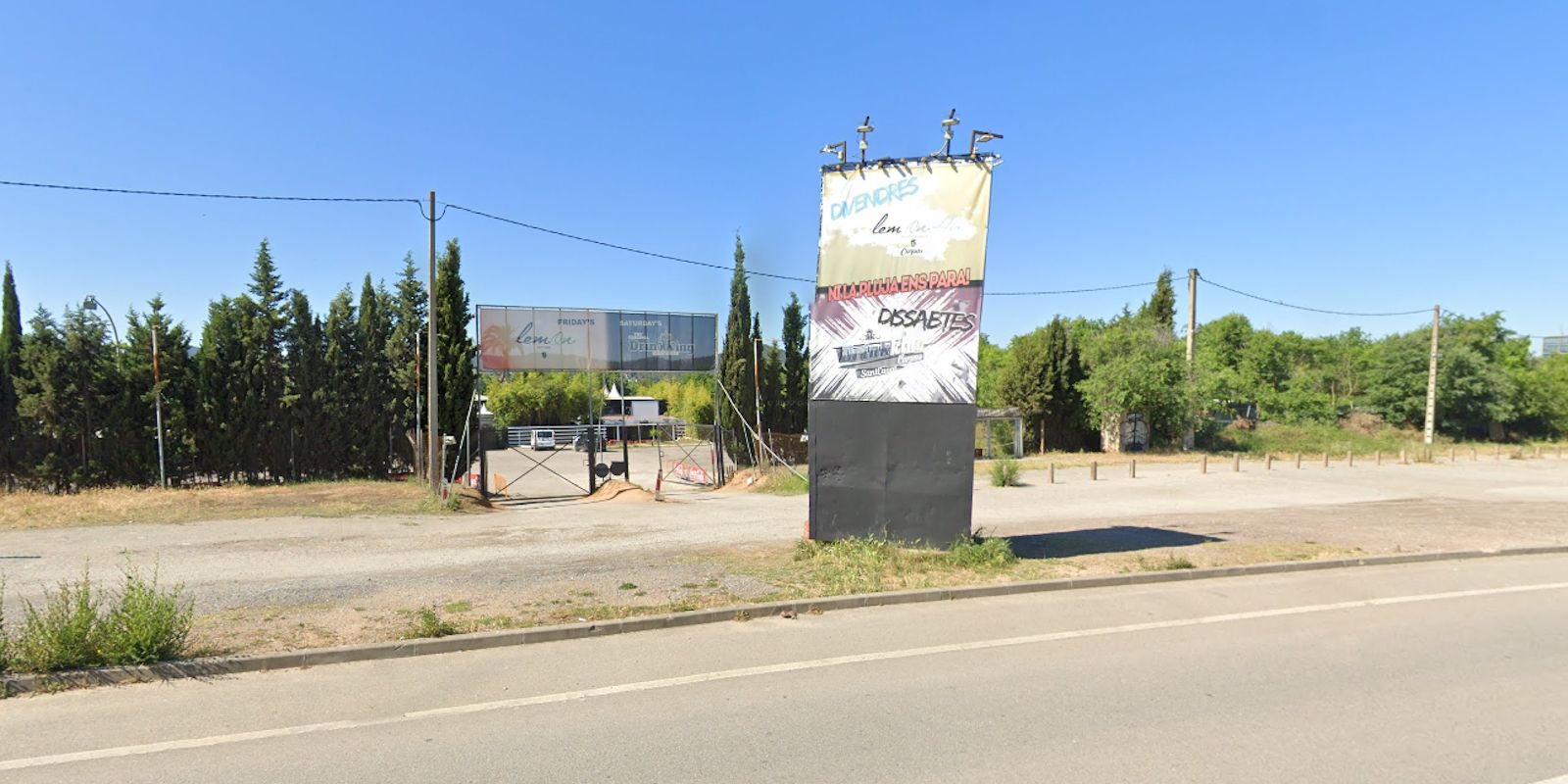 L'espai on s'ubicava l'antiga discoteca a la carretera de Rubí FOTO: Google Street View