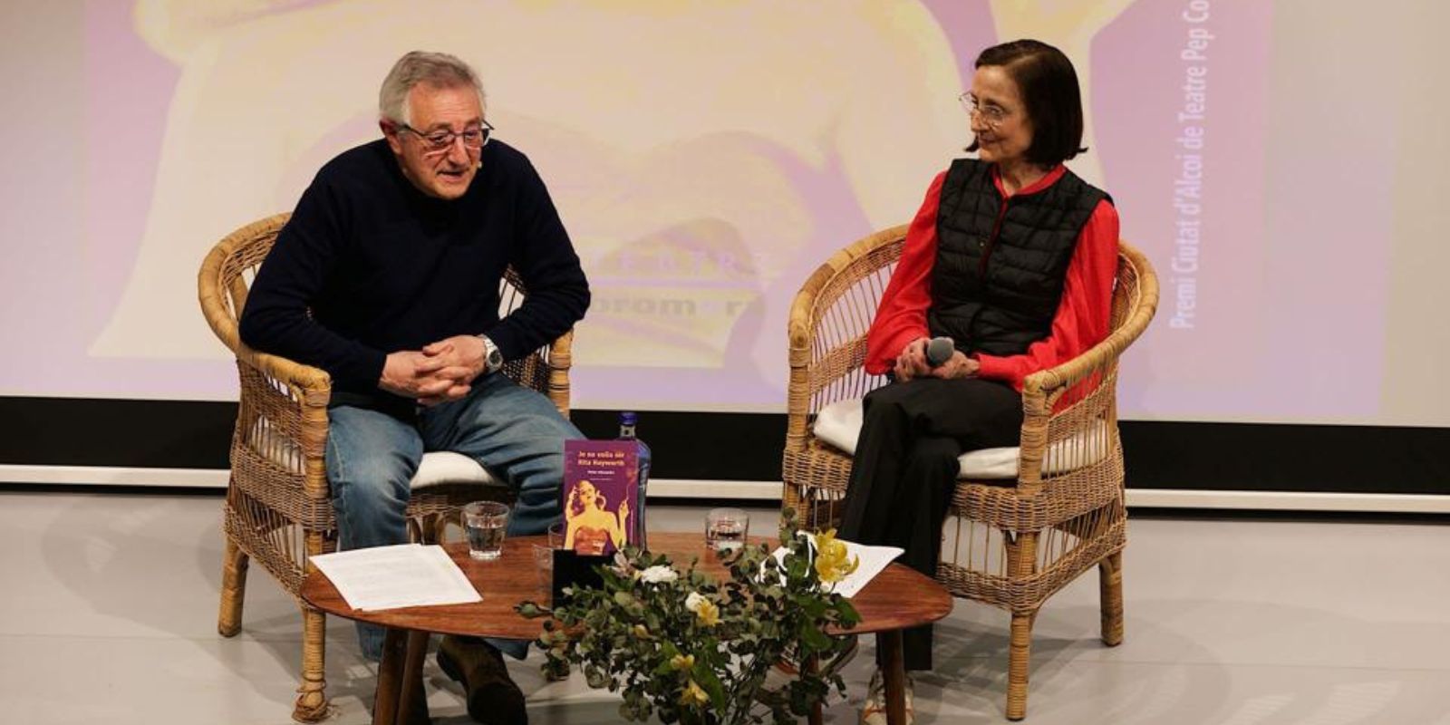 L'escriptor santcugatenc Víctor Alexandre i l'actriu Carme Elias FOTO: Cedida