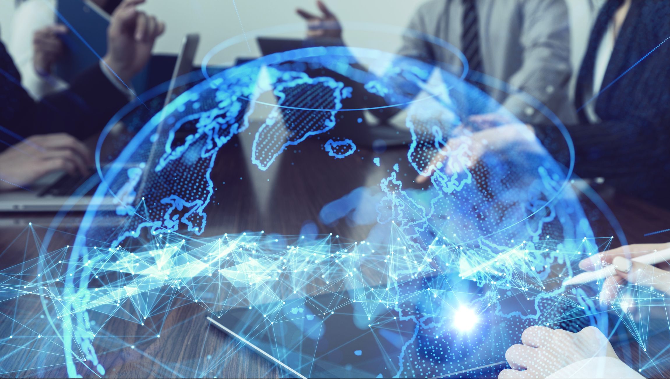 El Termcat ha ampliat fa uns mesos el Diccionari de relacions internacionals. FOTO: Cedida