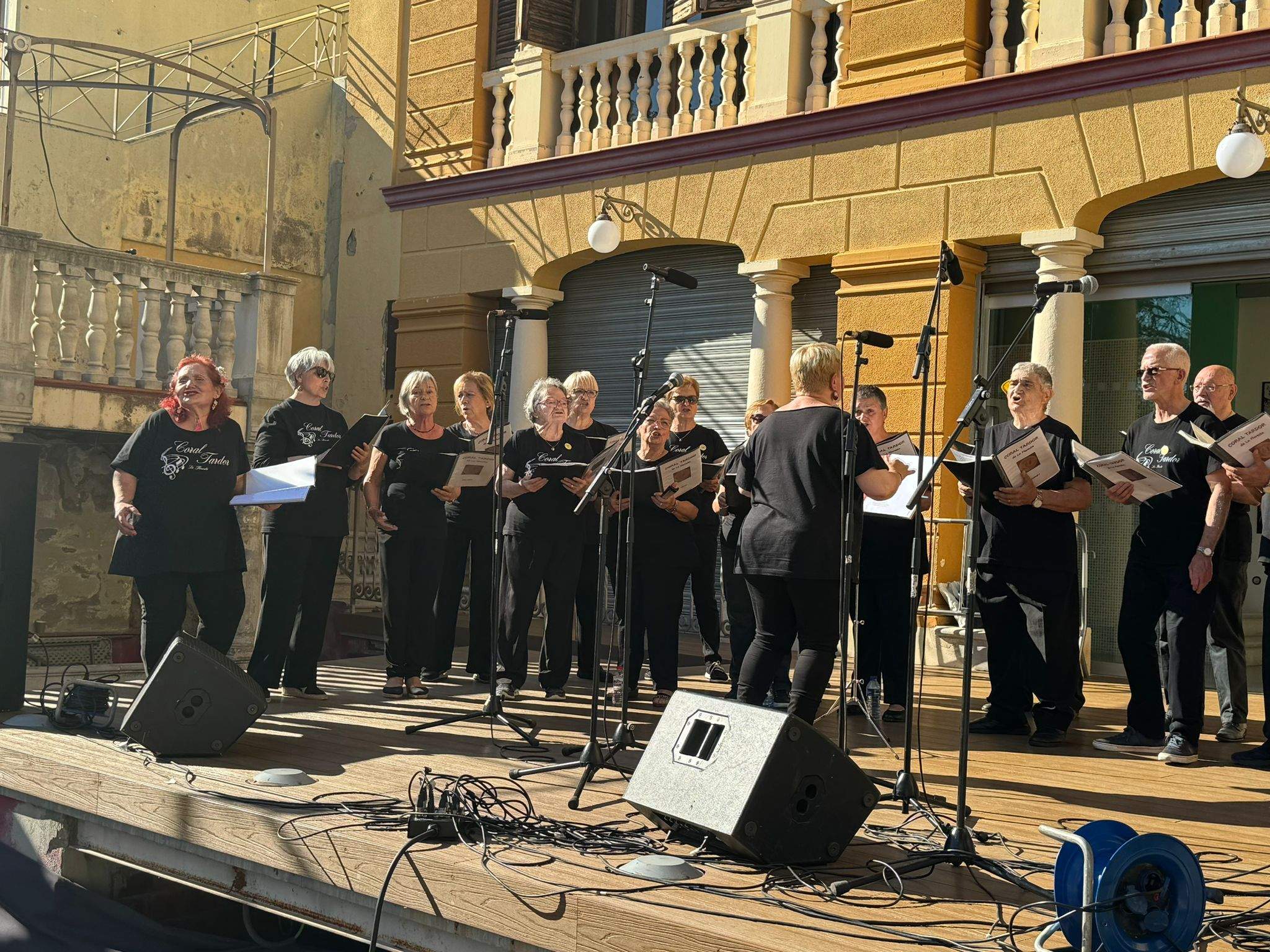 La 2a Festa de les Entitats de La Floresta ha tingut lloc al Casino. FOTO: TOT