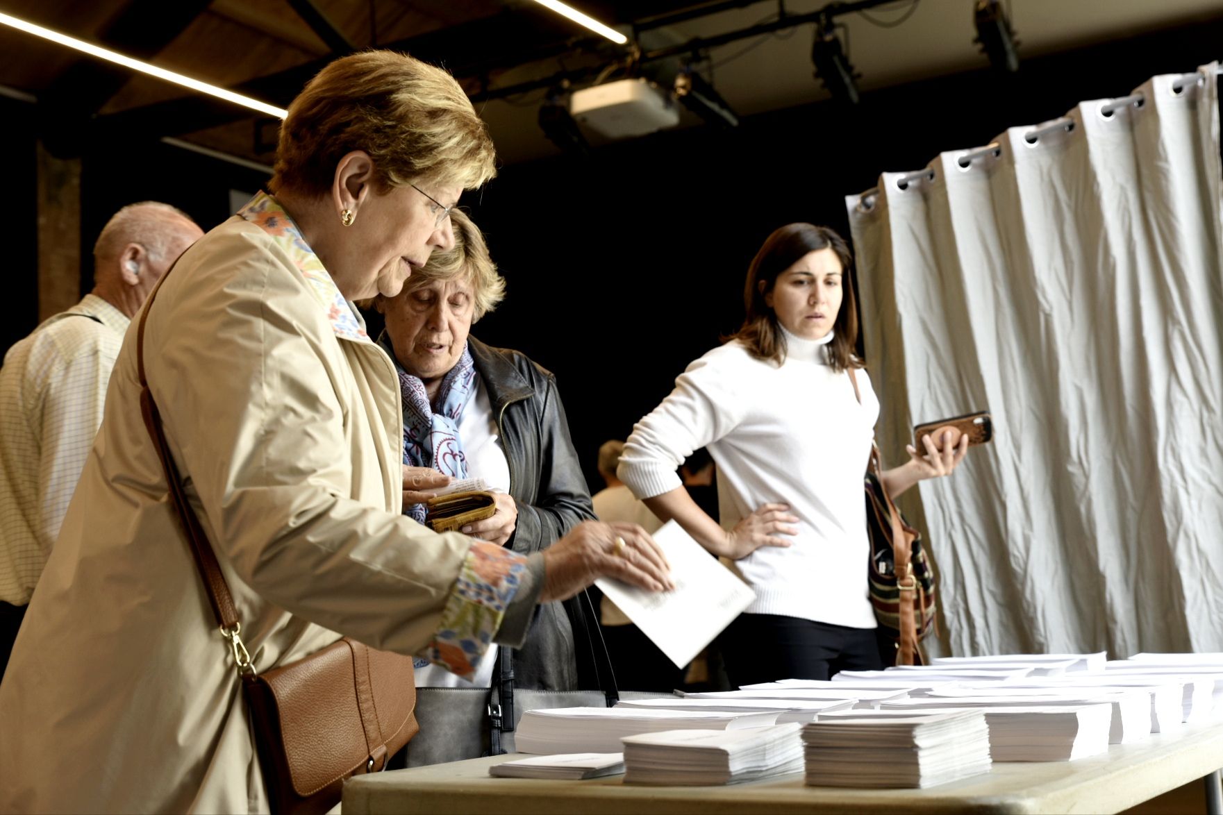 Seu electoral Teatre La Unió. FOTO: Bernat Millet.