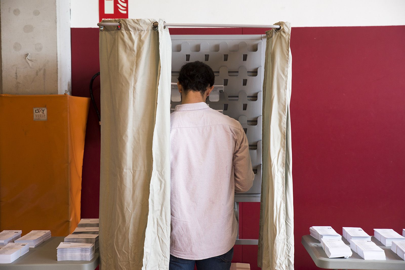 Seu electoral Escola Gerbert d’Orlach. FOTO: Bernat Millet.