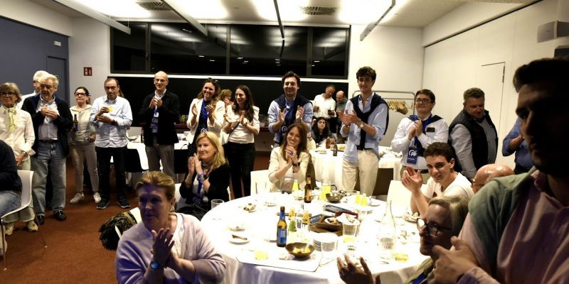 El PP de Sant Cugat ha seguit els resultats des de l'Hotel Sant Cugat FOTO: Bernat Millet (TOT Sant Cugat)