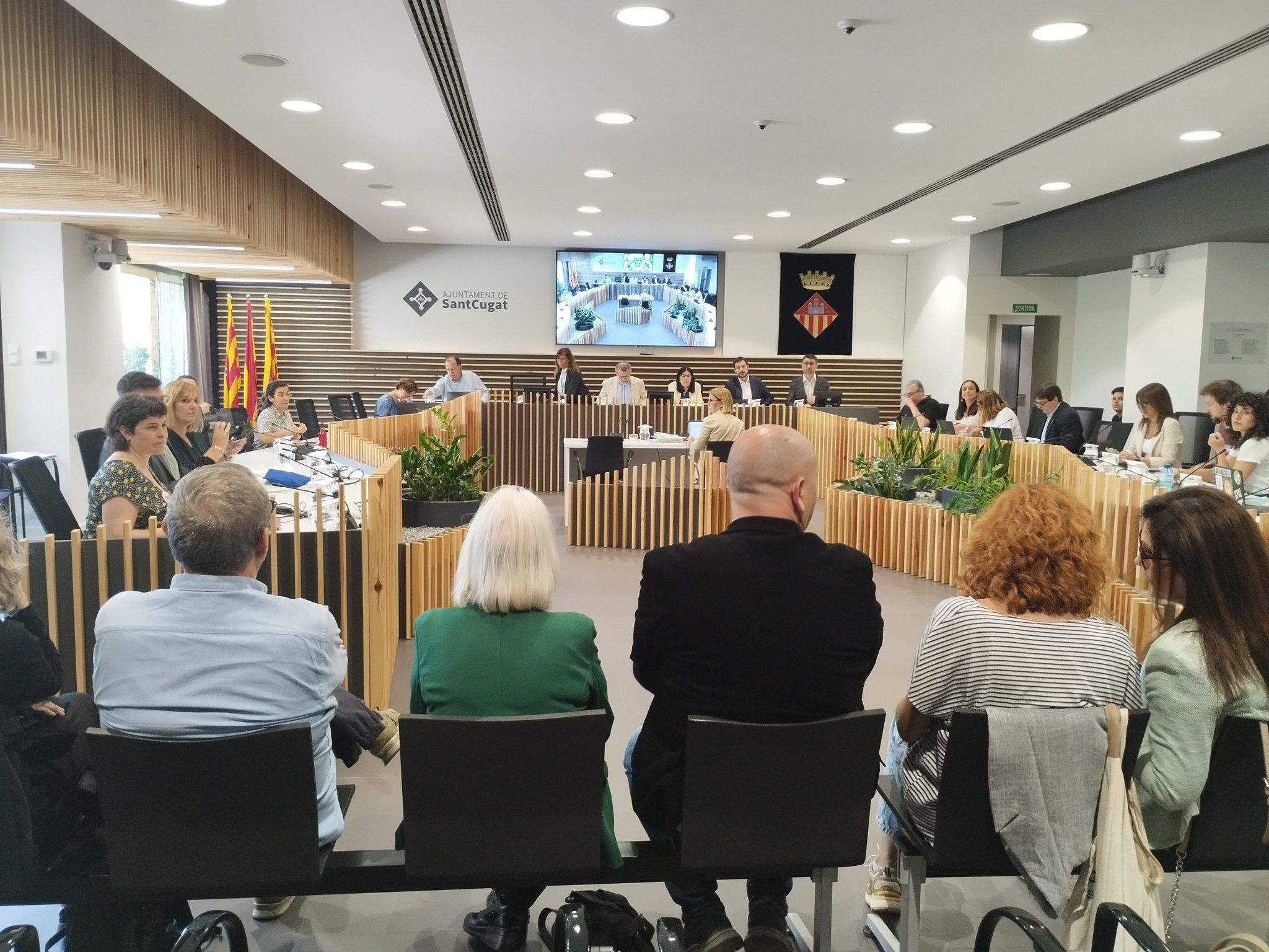 Sessió plenària extraordinària per presentar l'informe del 2023 de la Síndica de Greuges de Sant Cugat. FOTO: Ajuntament