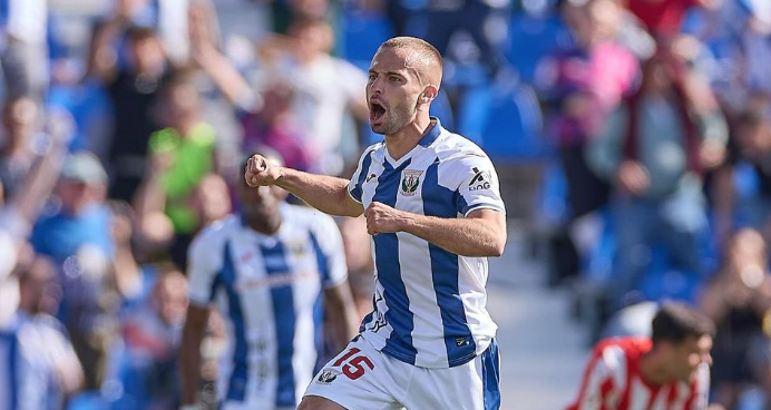 Enric Franquesa fitxa pel CD Leganés. FOTO: Instagram @enricfranquesa