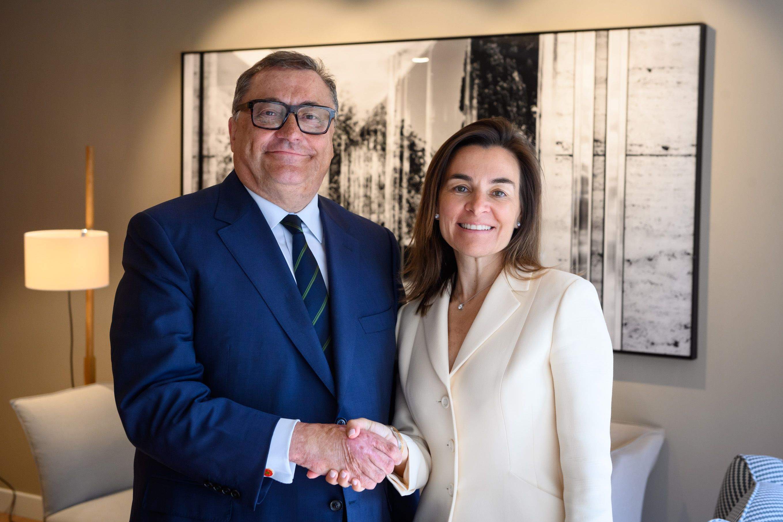 Ramon Agenjo, nou president de Barcelona Global; amb Marta Barrero, presidenta sortint | ACN