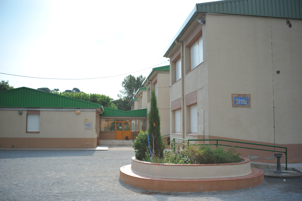 Escola Jaume Ferran i Clua. FOTO: Arxiu