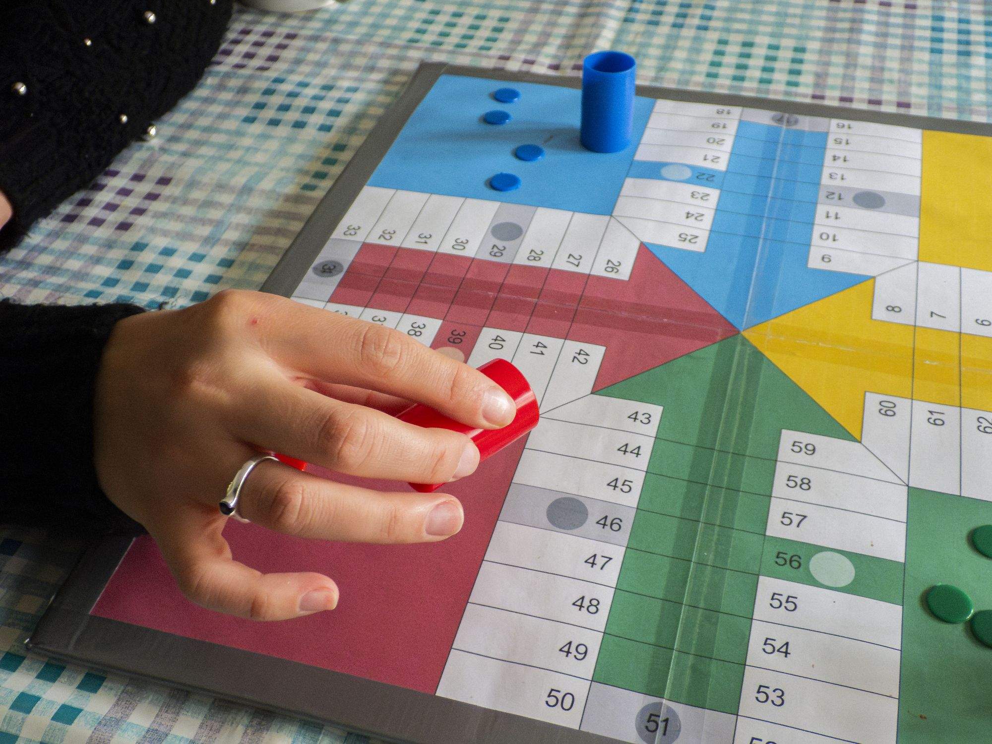 Cuidar cada esfera personal: cognitiva, física, ocupacional, emocional, espiritual i social és essencial en l’atenció a les persones amb Alzheimer i altres demències. FOTO: Cedida