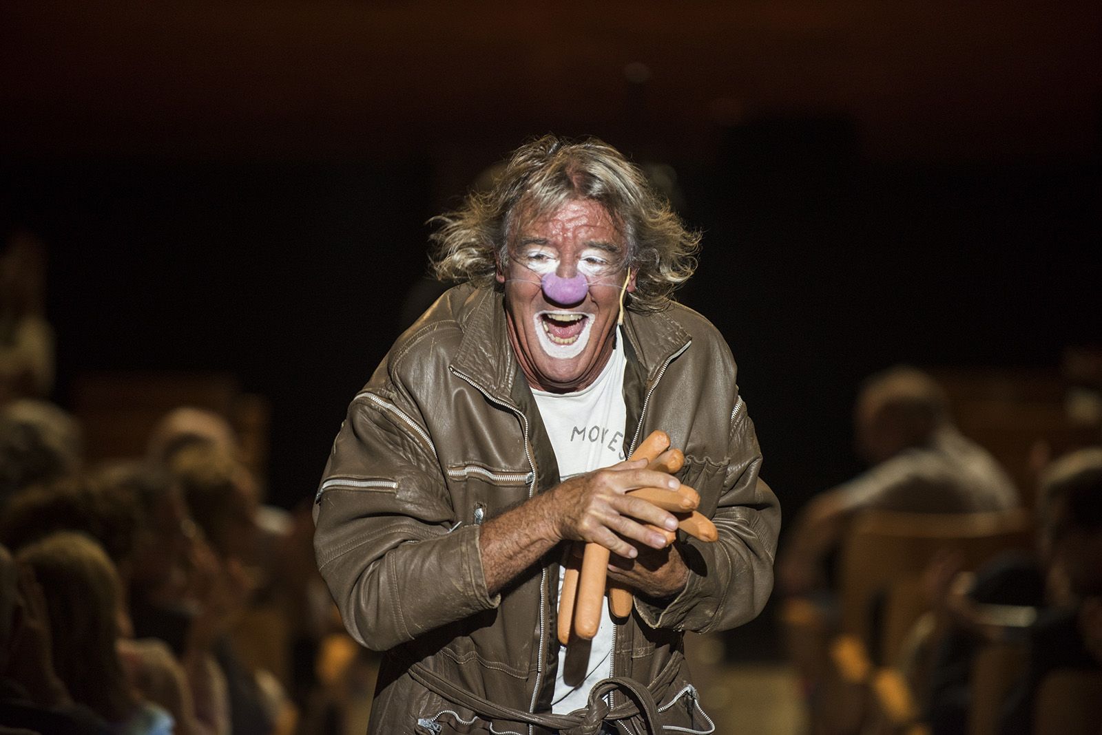 Catalunya aixeca el teló. FOTO: Bernat Millet.