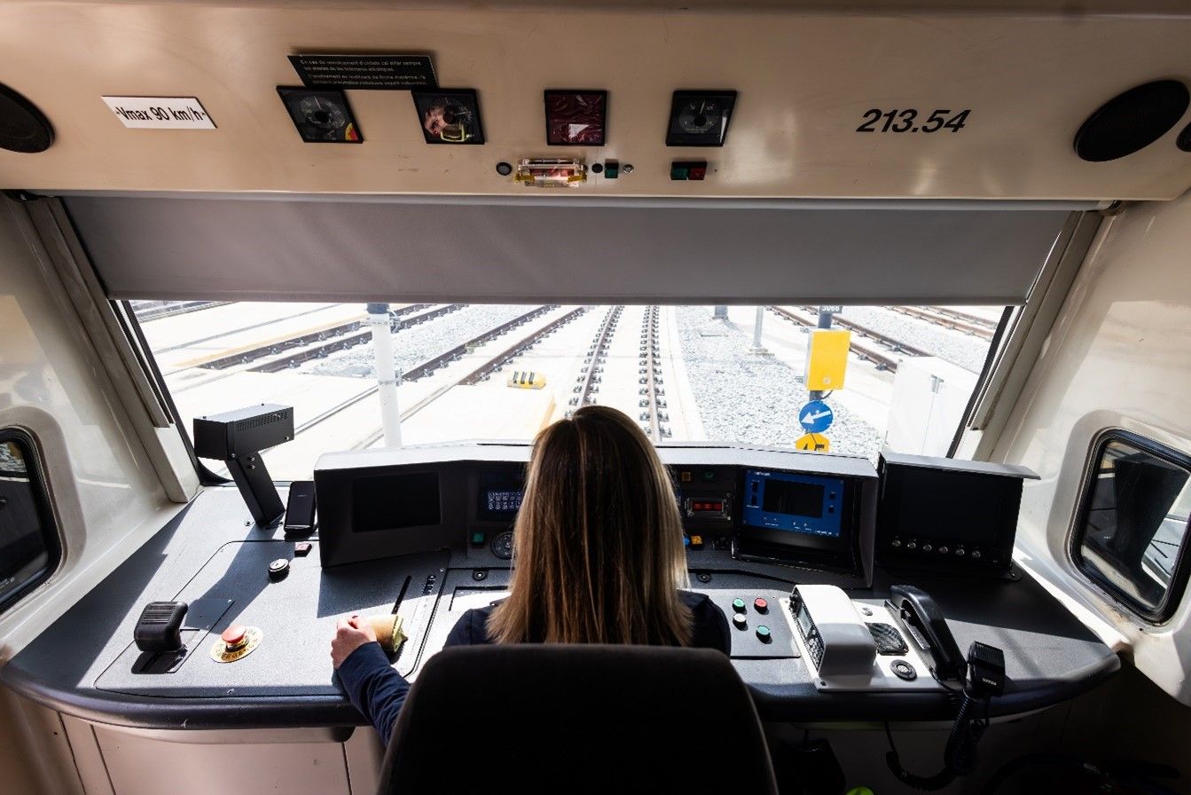 Una maquinista d'FGC durant un trajecte FOTO: FGC