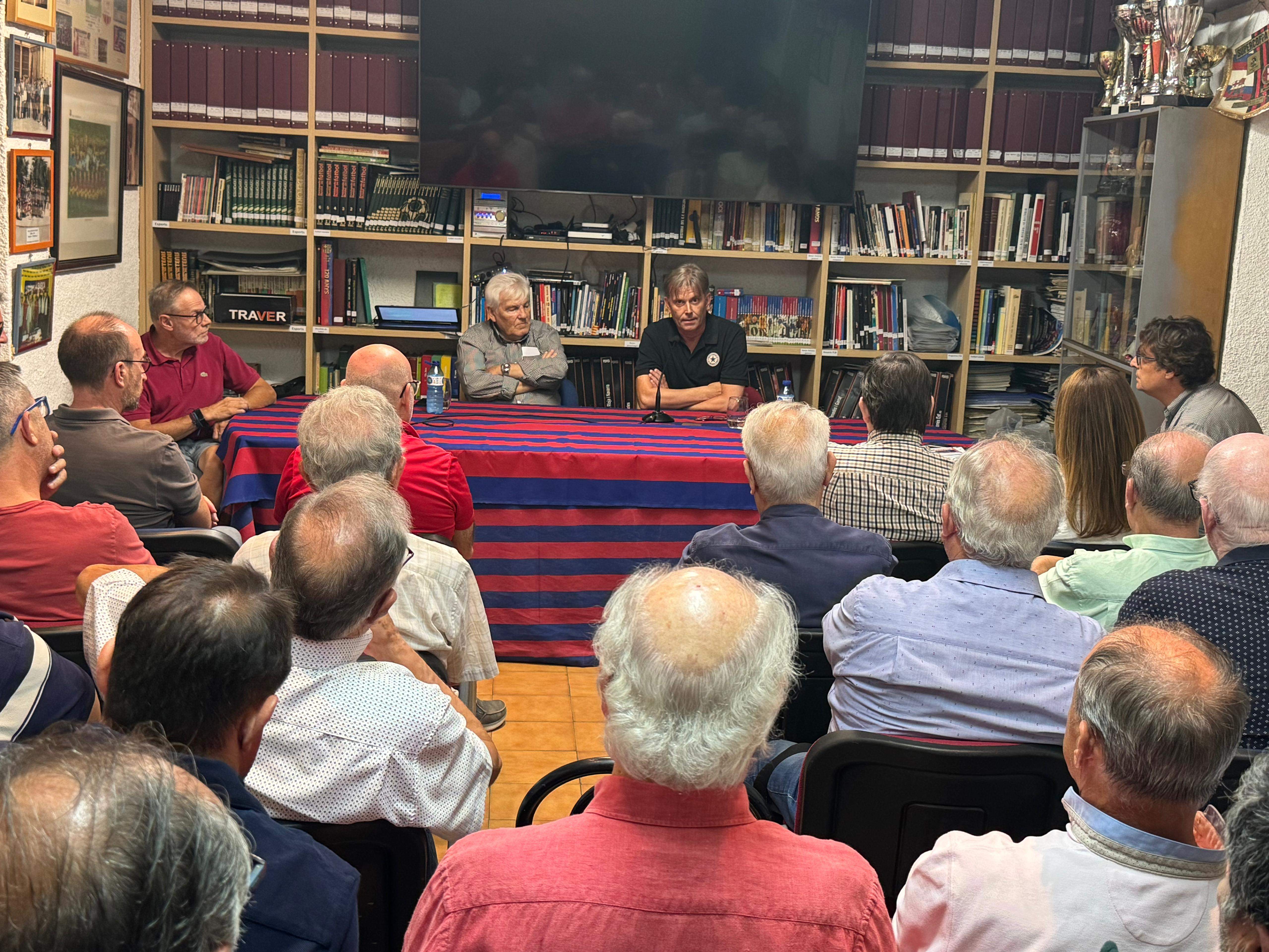 Bernabeu durant la xerrada FOTO: TOT Sant Cugat