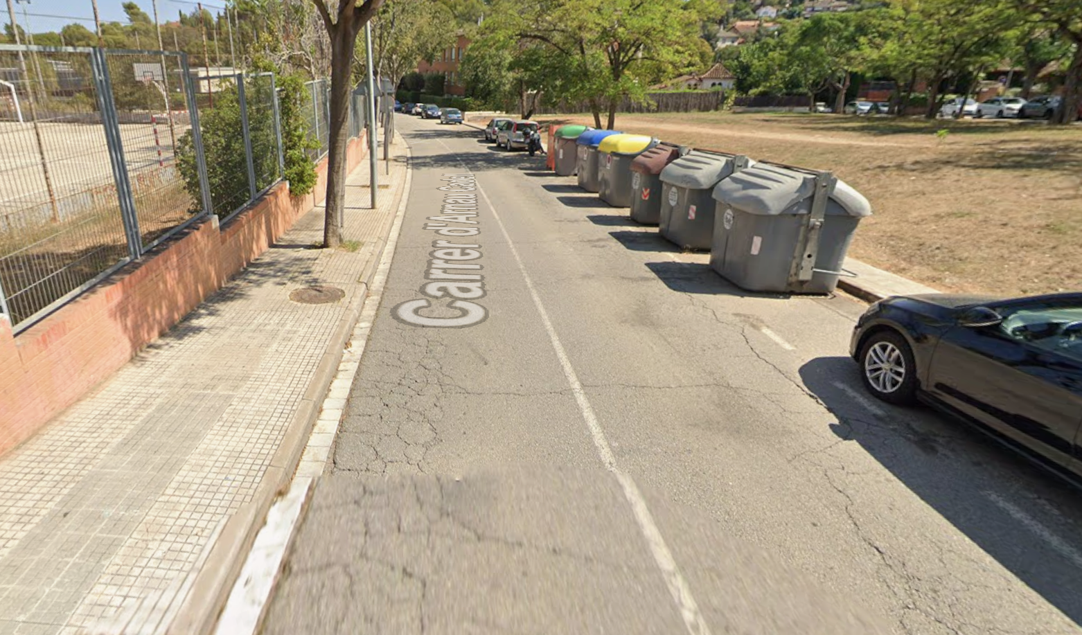 Carrer d'Arnau Cadell, entre Valldoreix i Sant Cugat FOTO: Google Maps