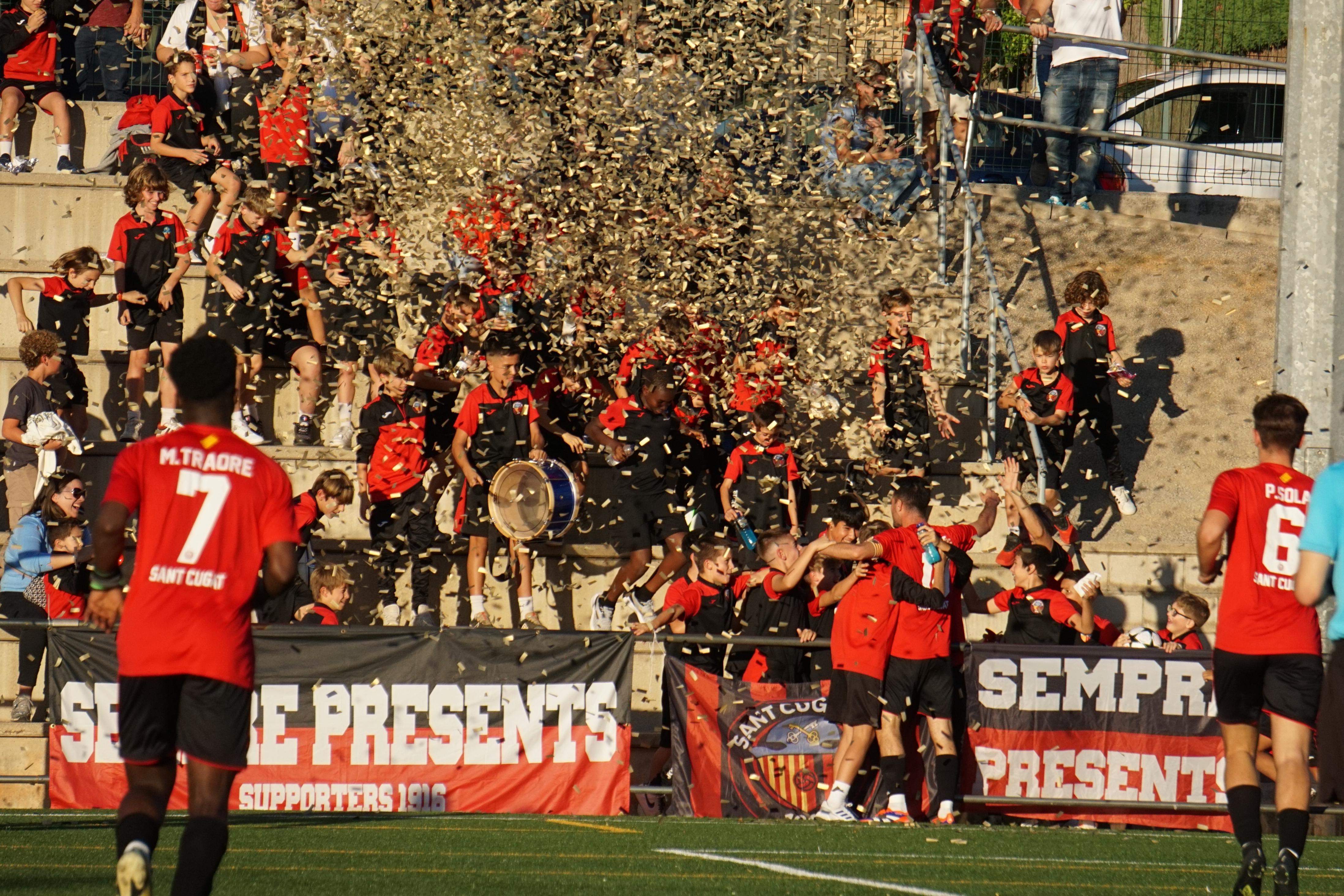 'Grada Santcu'. FOTO: Sant Cugat Futbol Club