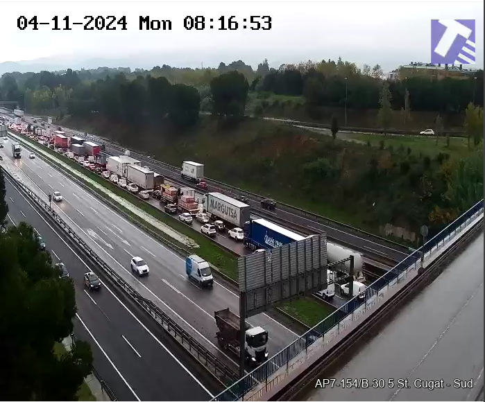 Retencions a l'AP-7 aquest dilluns 4 de novembre FOTO: Trànsit