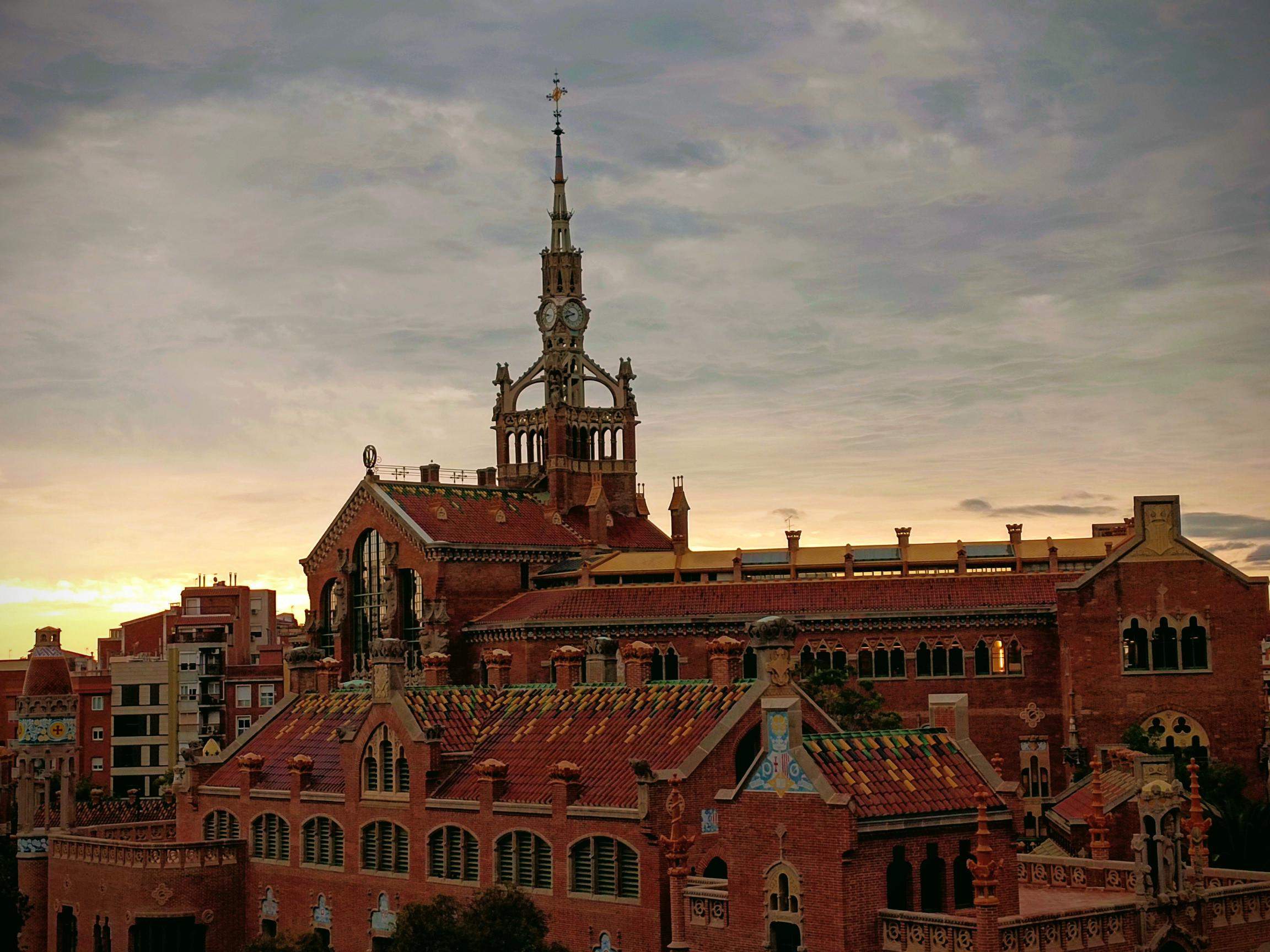 Atardecer Sant Pablo · Barcelona Hosp Sant Pablo FOTO: Ana Vilar Salarich