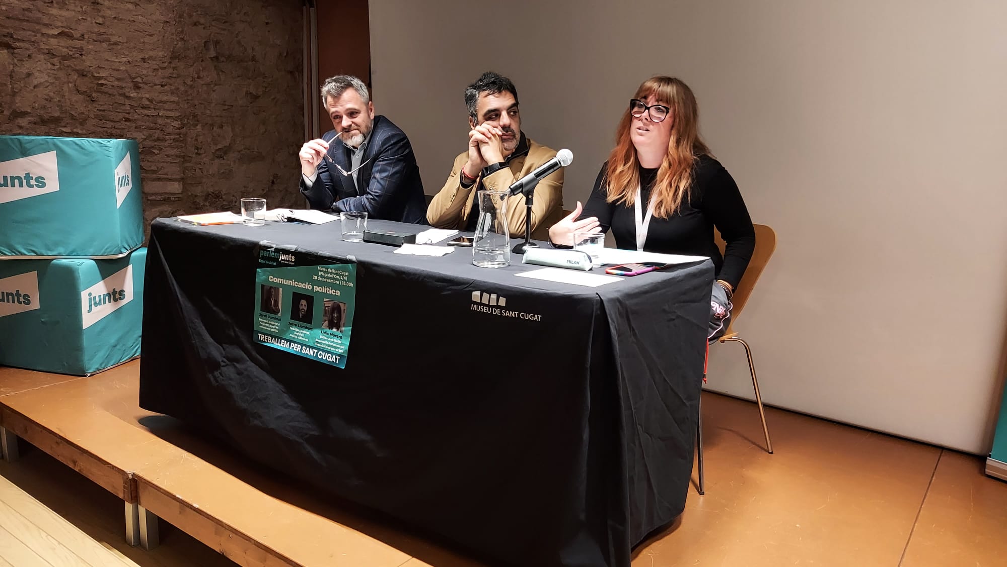 Durant el cicle 'Parlem de Sant Cugat' de Junts per Sant Cugat sobre comunicació política. FOTO: TOT