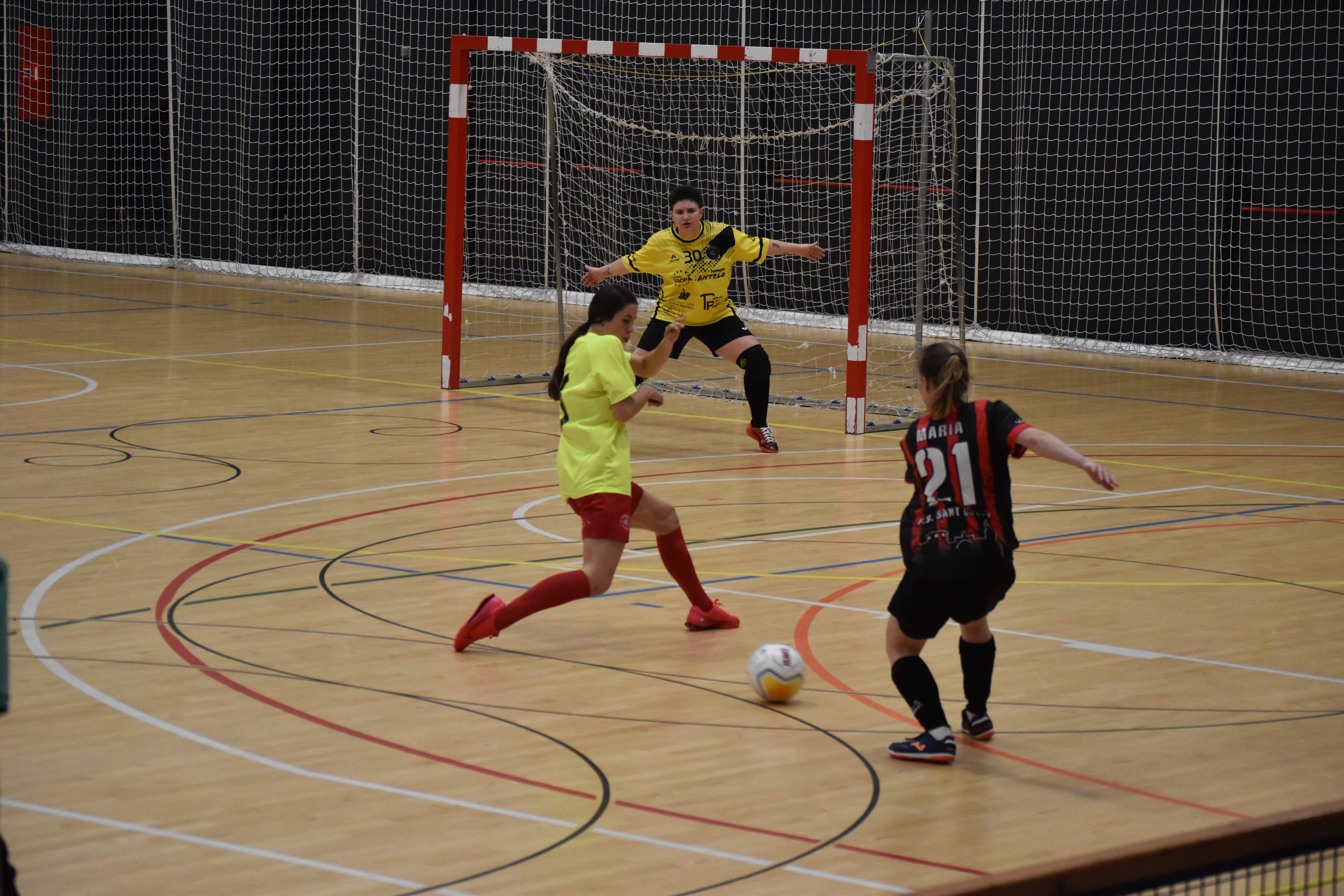 Partit del Sant Cugat Futbol Sala femení. FOTO: Lluna Fabregat