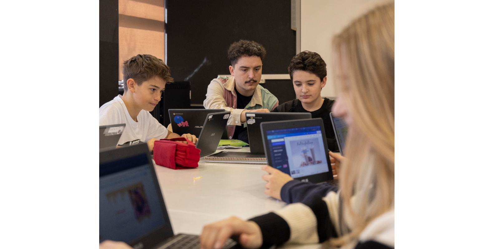 Els estudiants de High aprenen mitjançant projectes. FOTO: Erandy Mendoza 