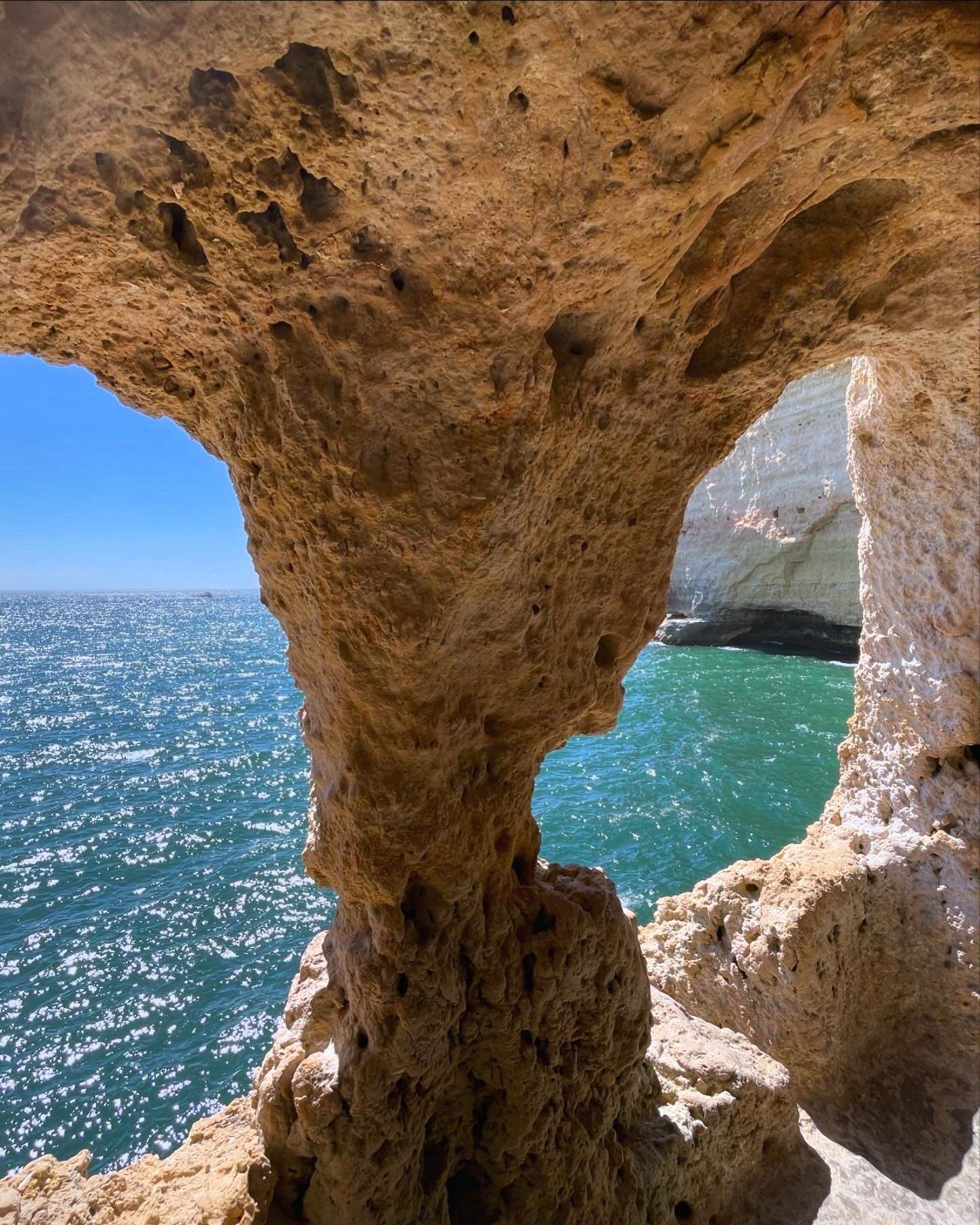 Roca Foradada · Carvoeiro, Algarve, Portugal FOTO: Joan Anton Martínez Dominguez