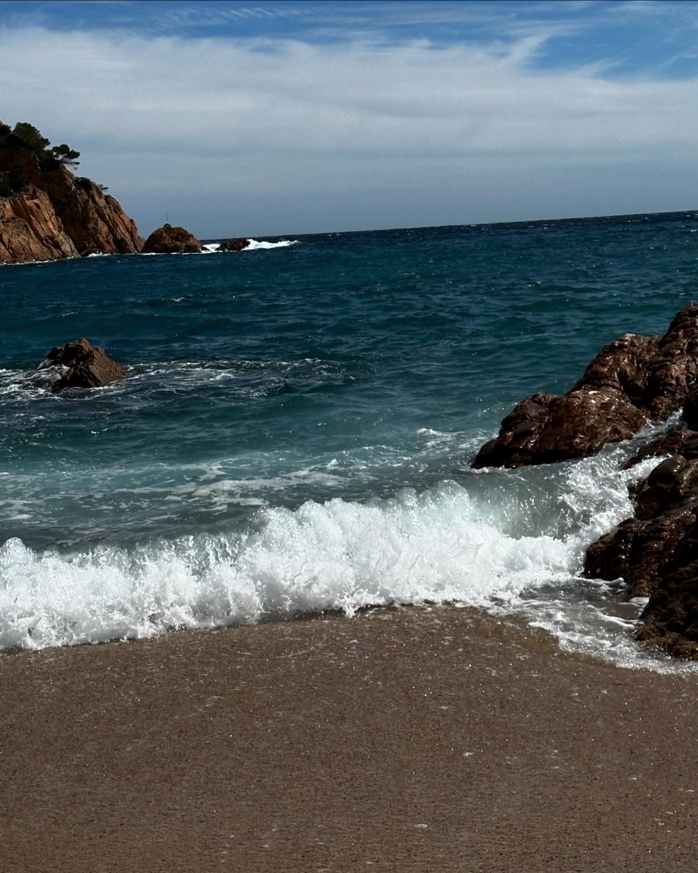 Espuma en agua · Calella dé Palafrugell FOTO: Leonor Jimenez