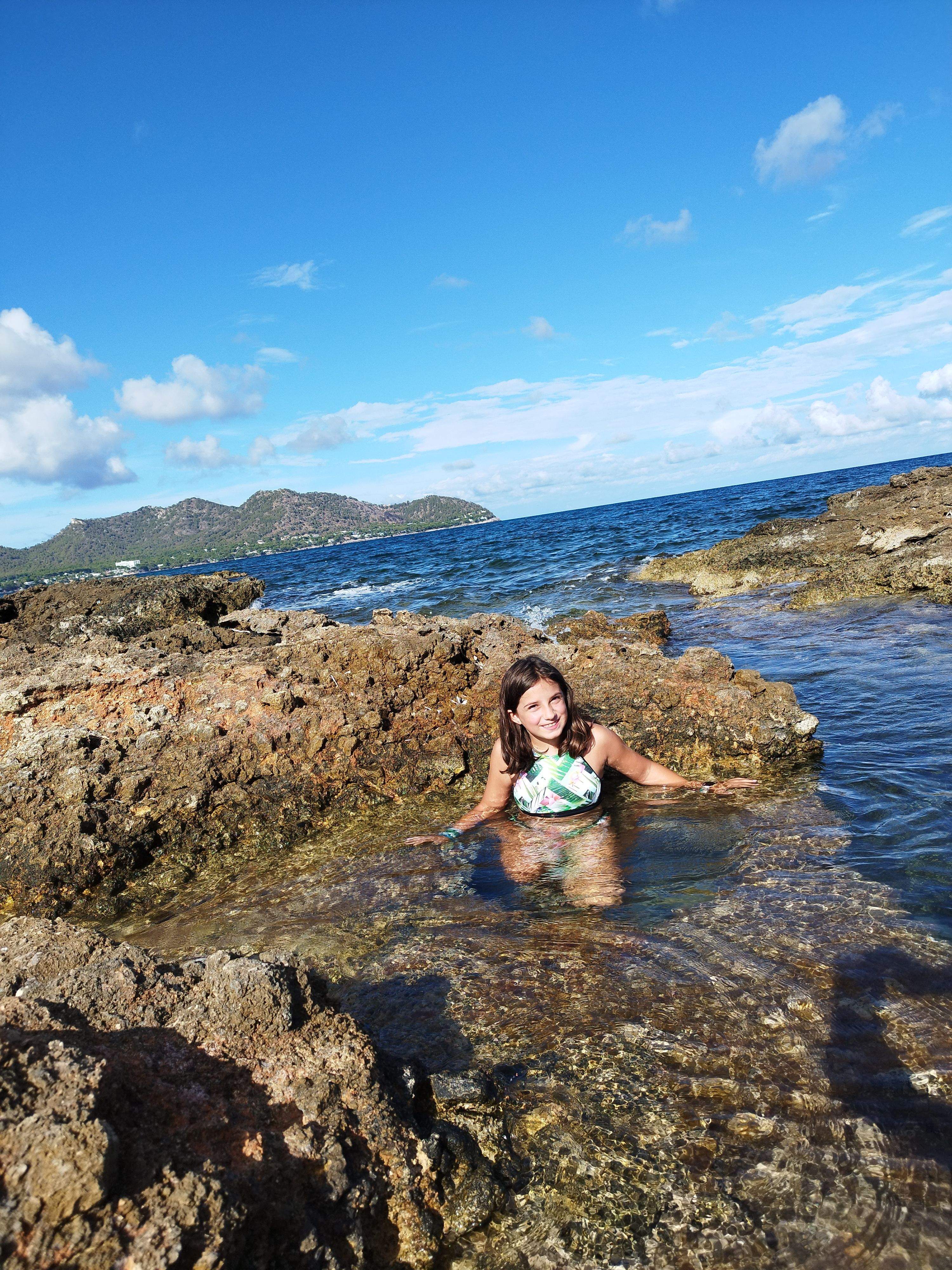 Jacuzzi al mar · Cala Bona, Mallorca FOTO: Josep Riart Soler