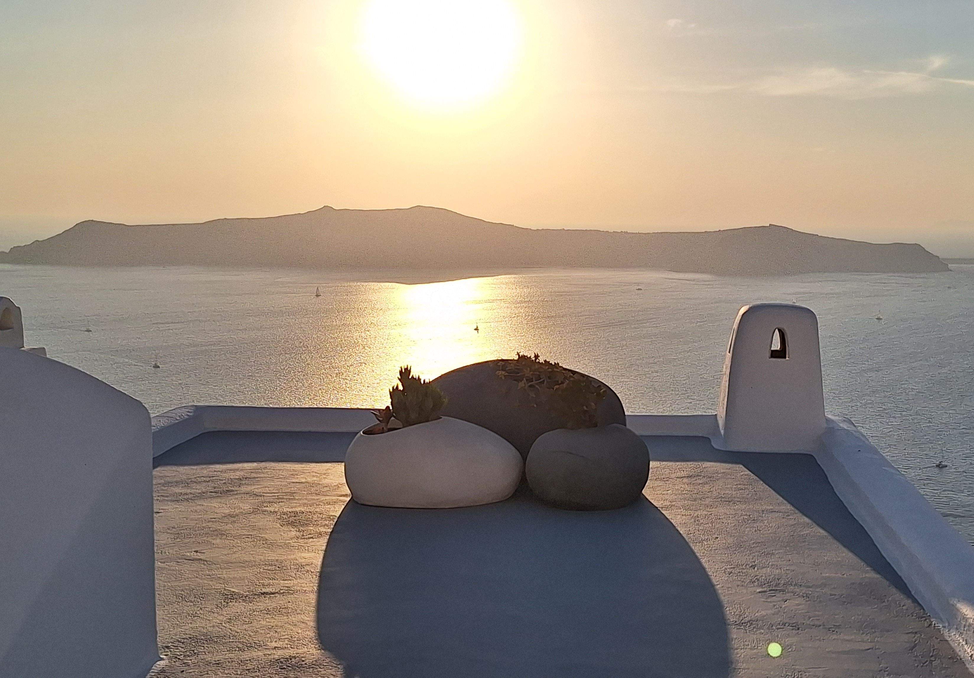 Sensacions de benestar · Santorini ( Grècia) FOTO: Núria Ricart i Puignerò