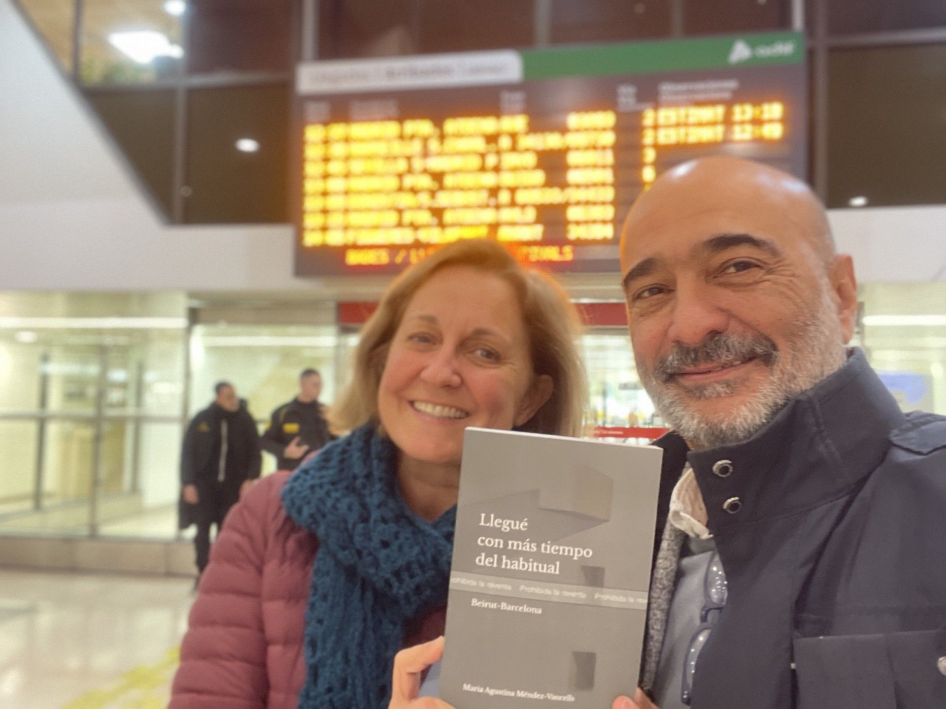 Els autors de la novel·la Maria Vancells i Agustín Méndez. FOTO: Cedida