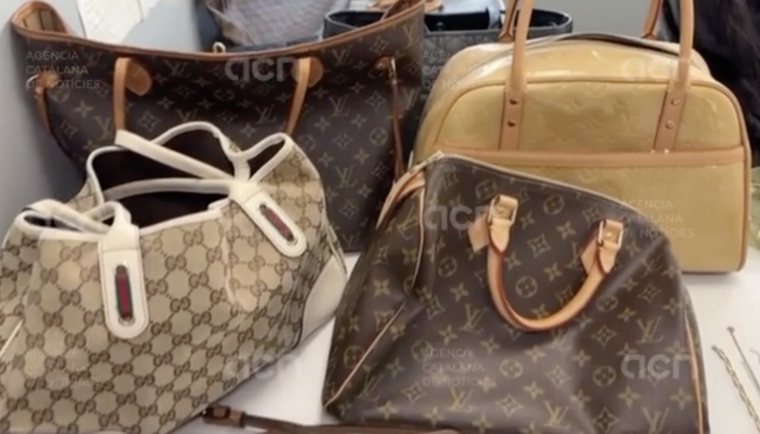 Alguns dels objectes robats FOTO: Mossos 