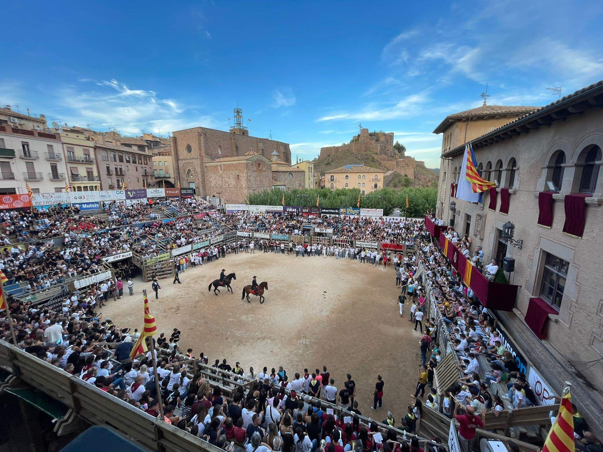 Festes de Cardona · Cardona #Isabel Gironza