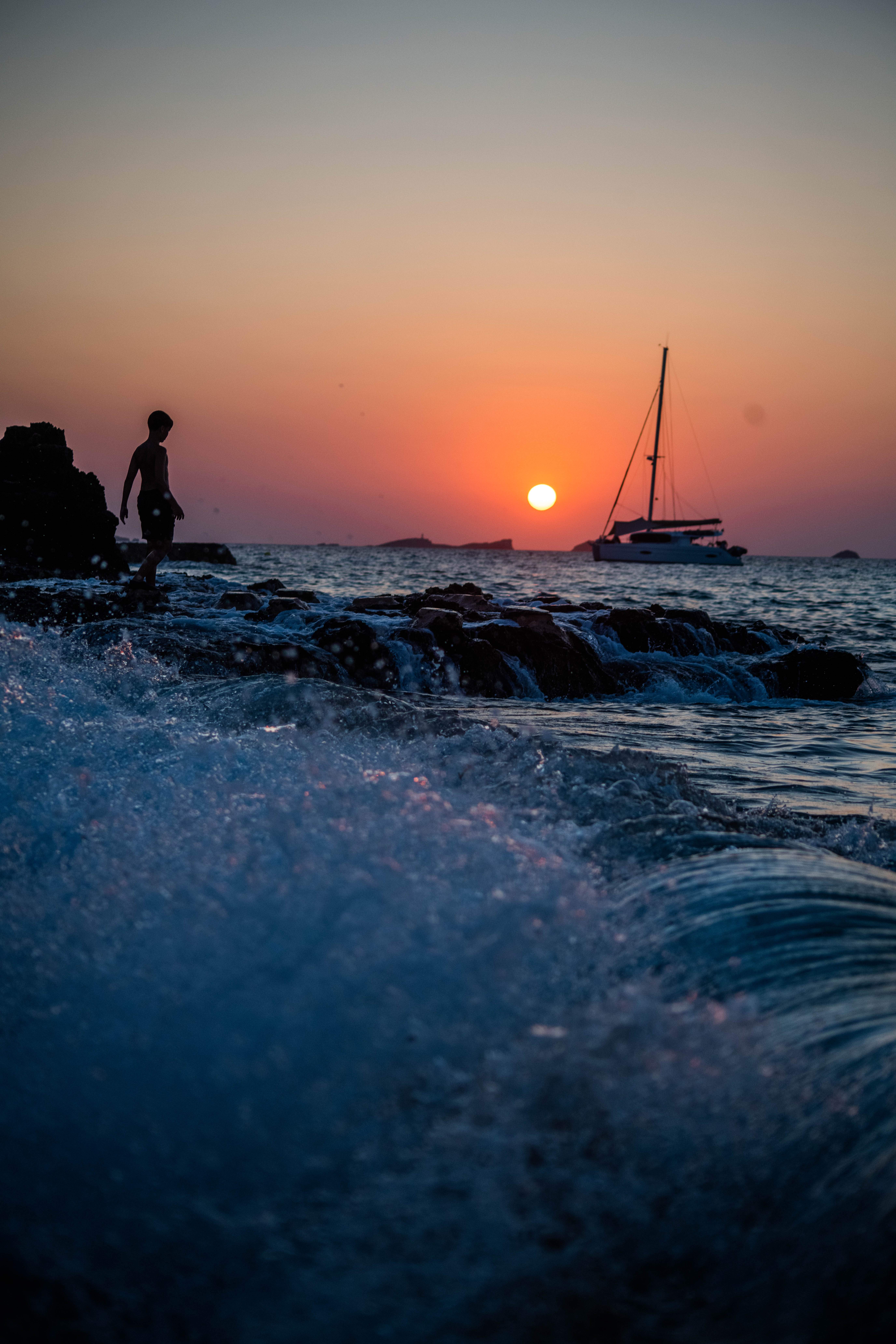 Puesta de sol en Cala Carbó · Eivissa FOTO: Marta Ruiz Jadraque