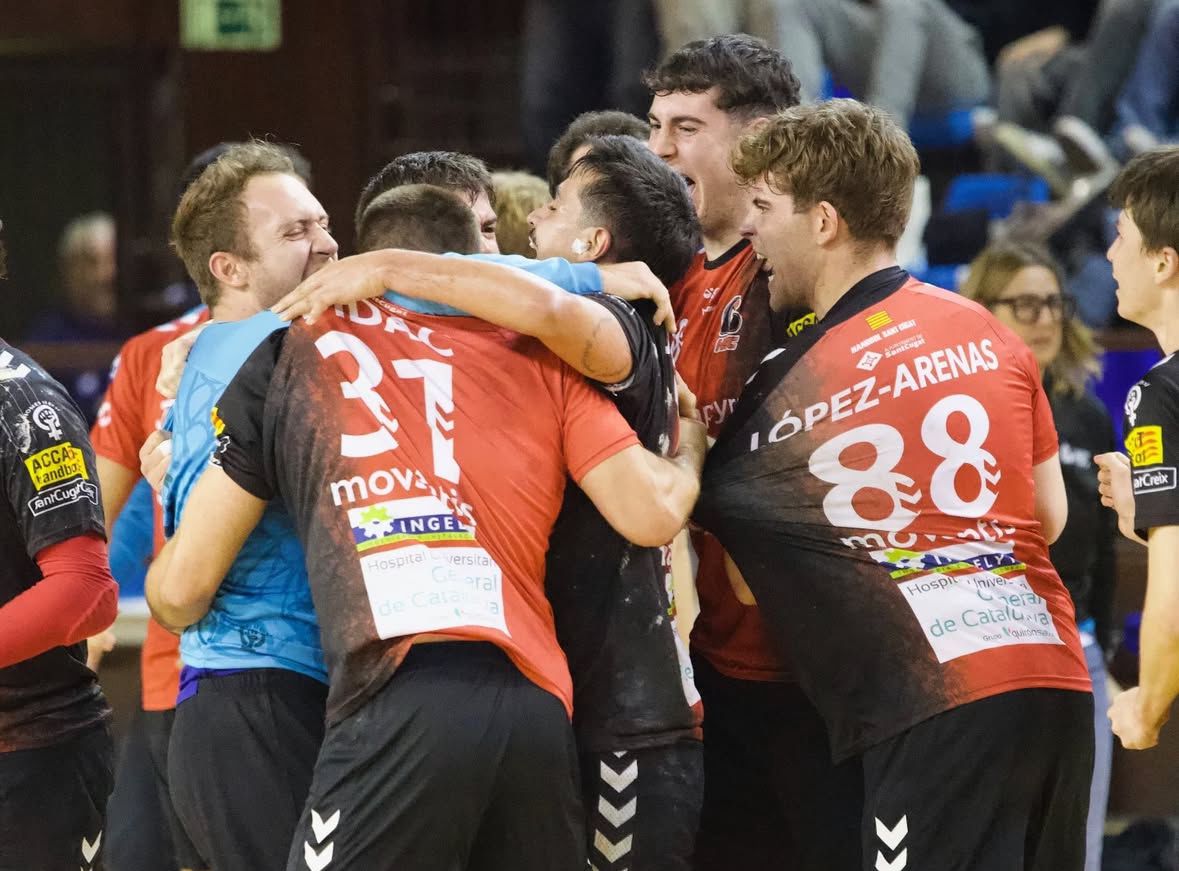 Victòria de l'Handbol Sant Cugat. FOTO: @hstcugat