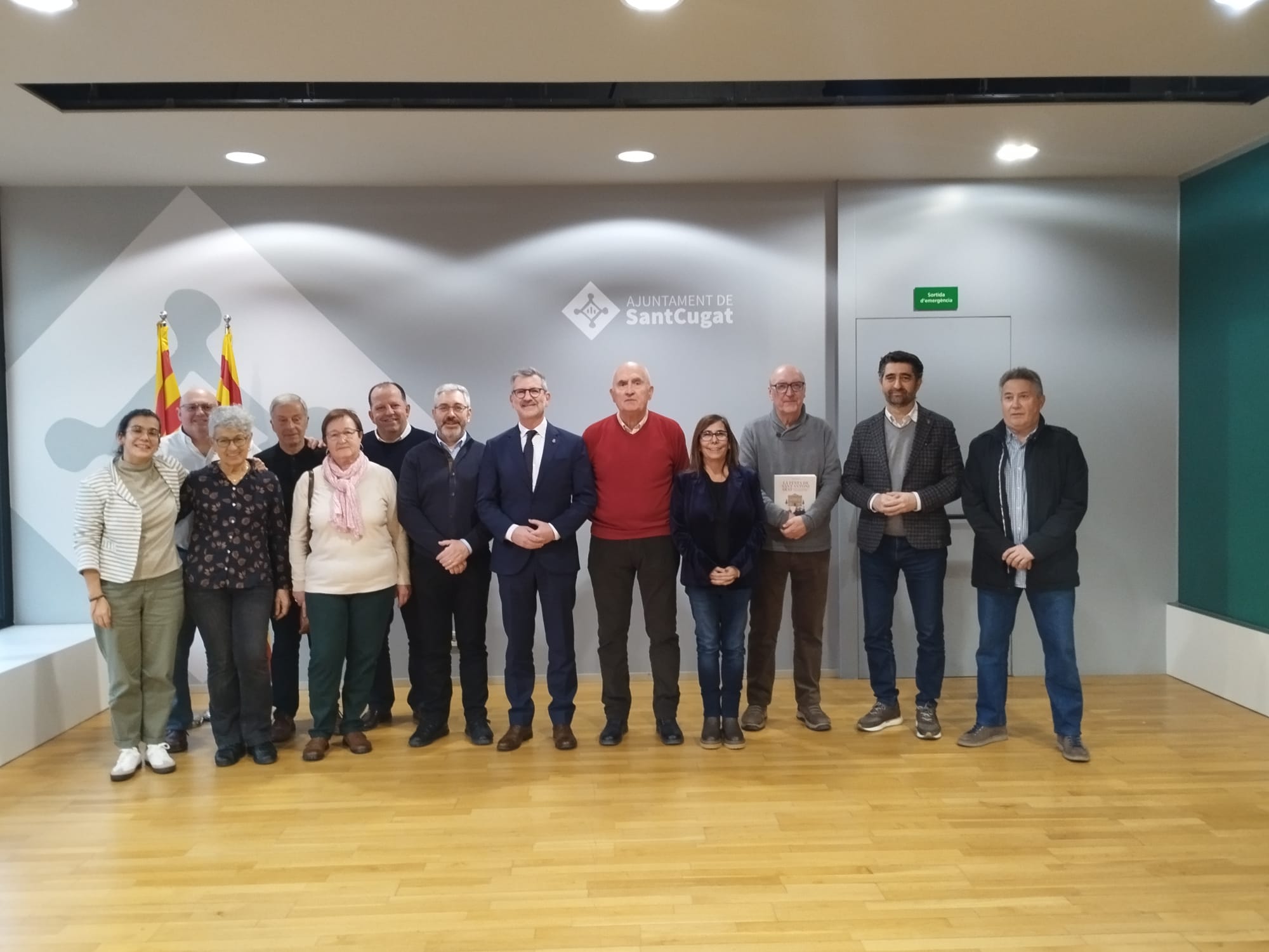 Els membres la Comissió de Festes de Sant Antoni reben la Medalla d'Honor de la Ciutat. FOTO: Ajuntament