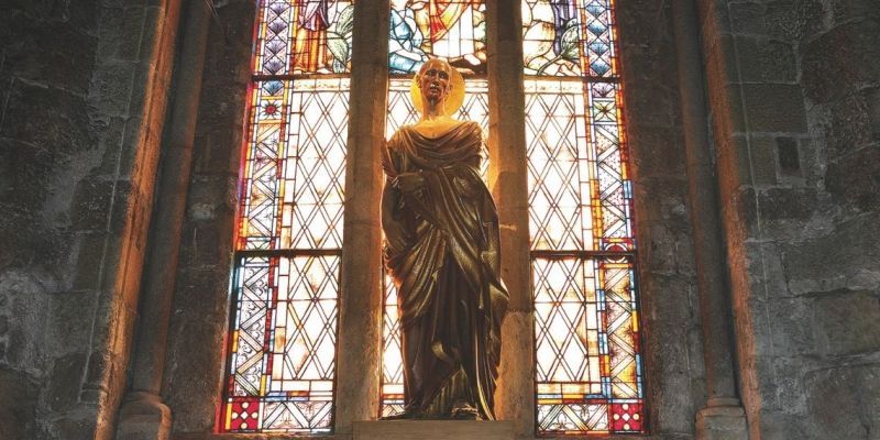 Escrivim Sant i Santa (amb majúscula inicial) quan formen part del nom d’una festivitat. FOTO: Cedida