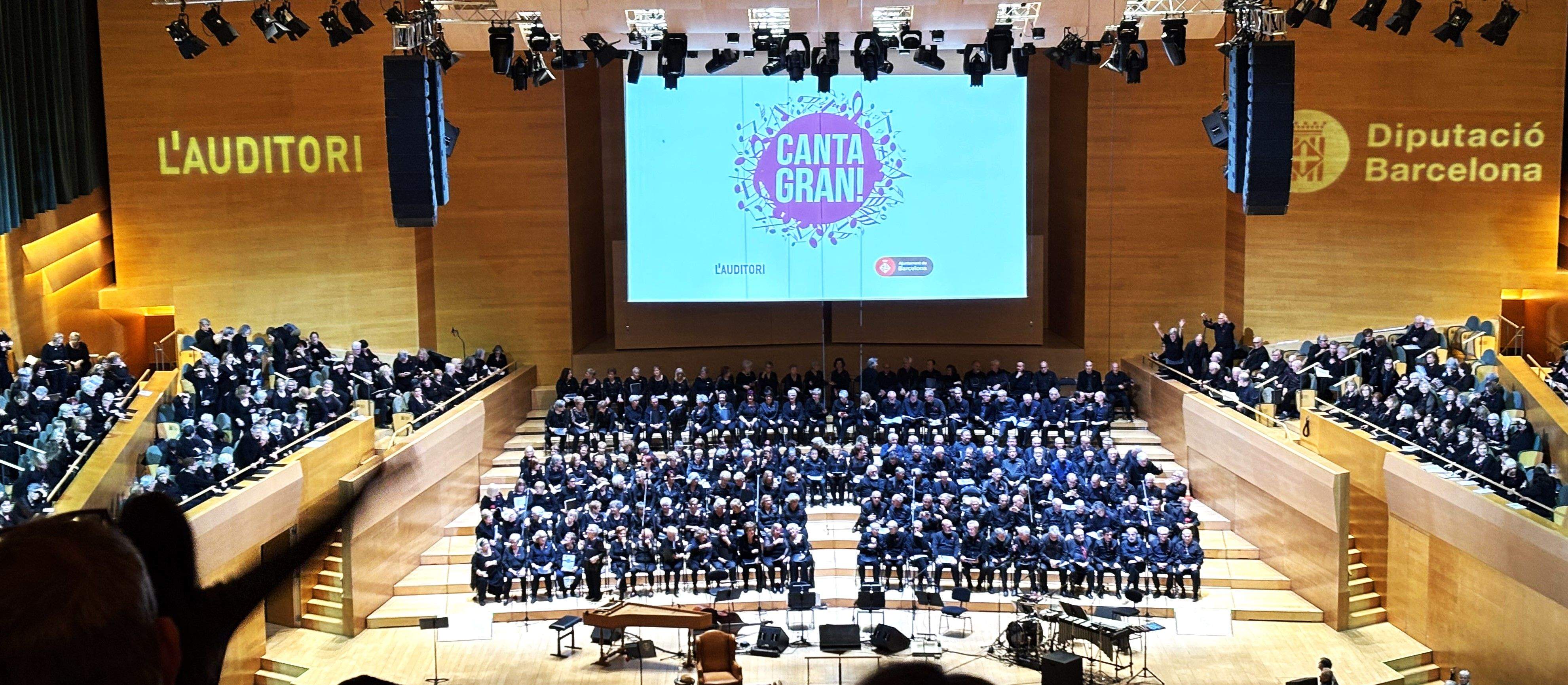 La Llar d'Avis de Sant Cugat al CANTAGRAN de Barcelona. FOTO: Llar d'Avis de Sant Cugat