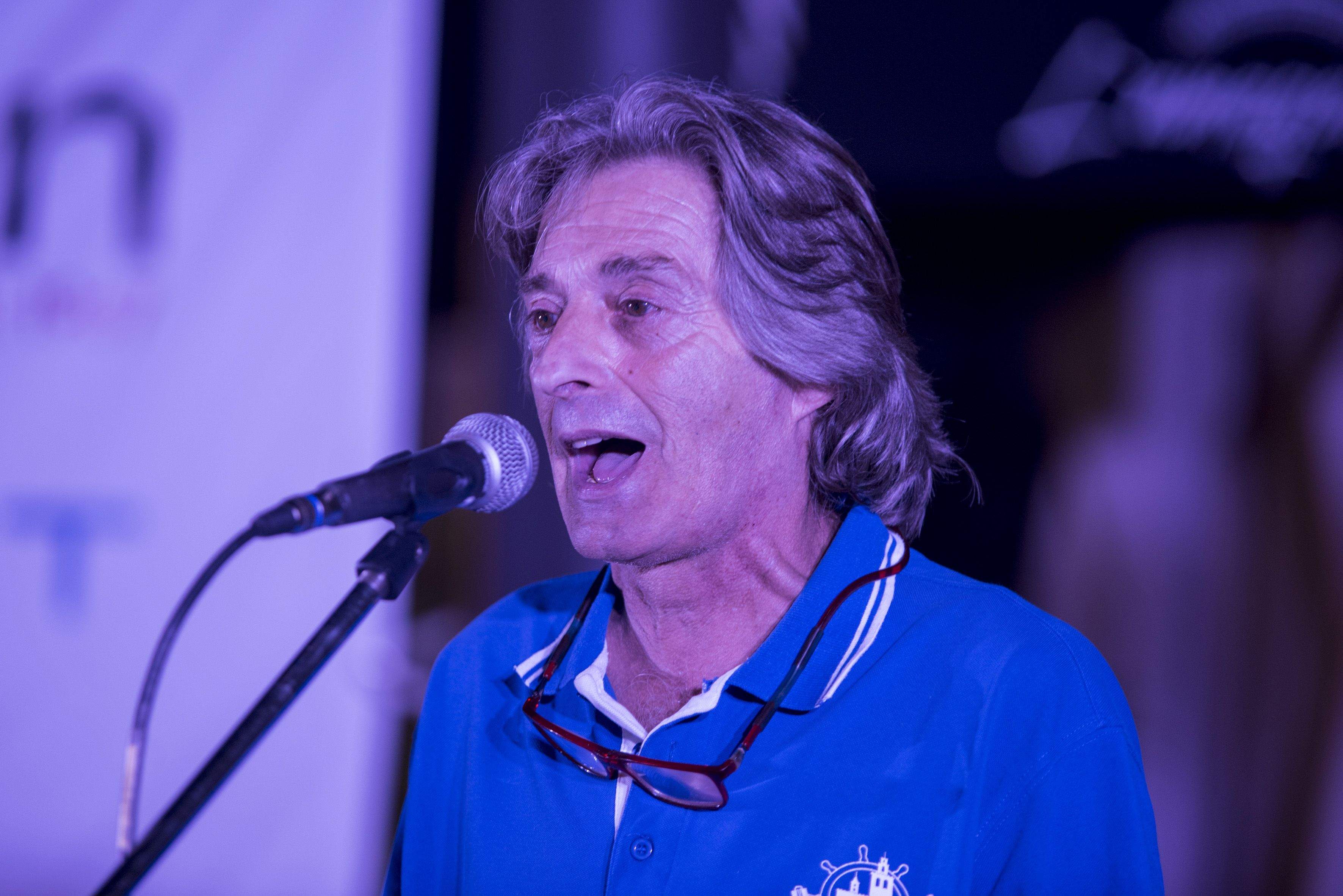 En Pitu en una actuació d'havaneres a la plaça de Barcelona FOTO: TOT Sant Cugat