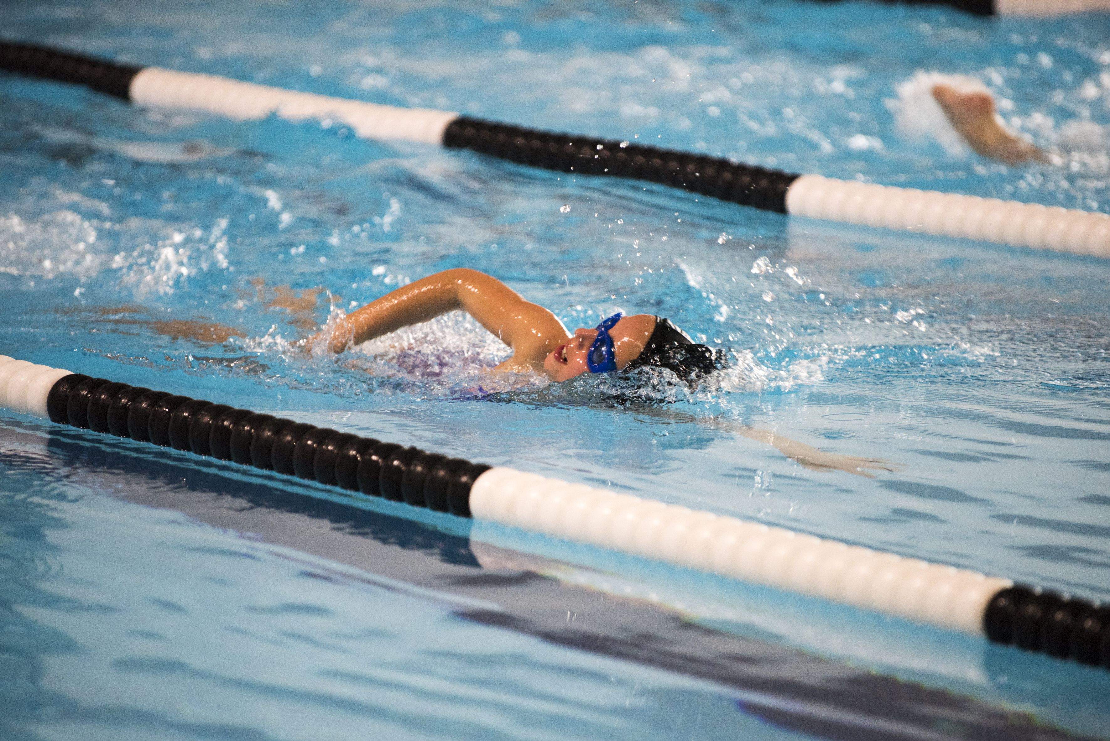 Campionat de natació escolar. FOTO: Bernat Millet