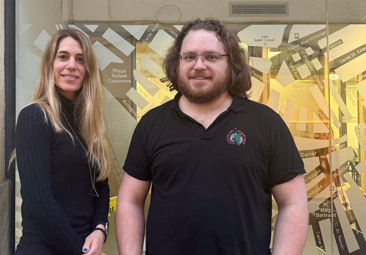 La directora general del TOT Sant Cugat, Laura Grau, i el president dels Castellers de Sant Cugat, Víctor Biete. FOTO: TOT Sant Cugat